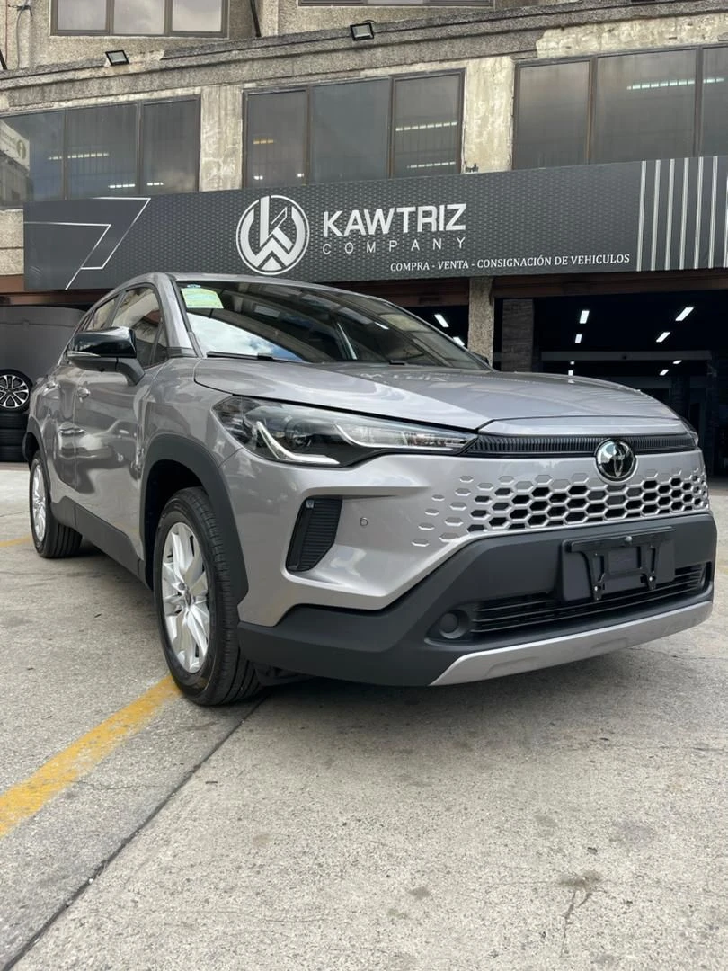 2026 Toyota Corolla Cross .... — photo 2