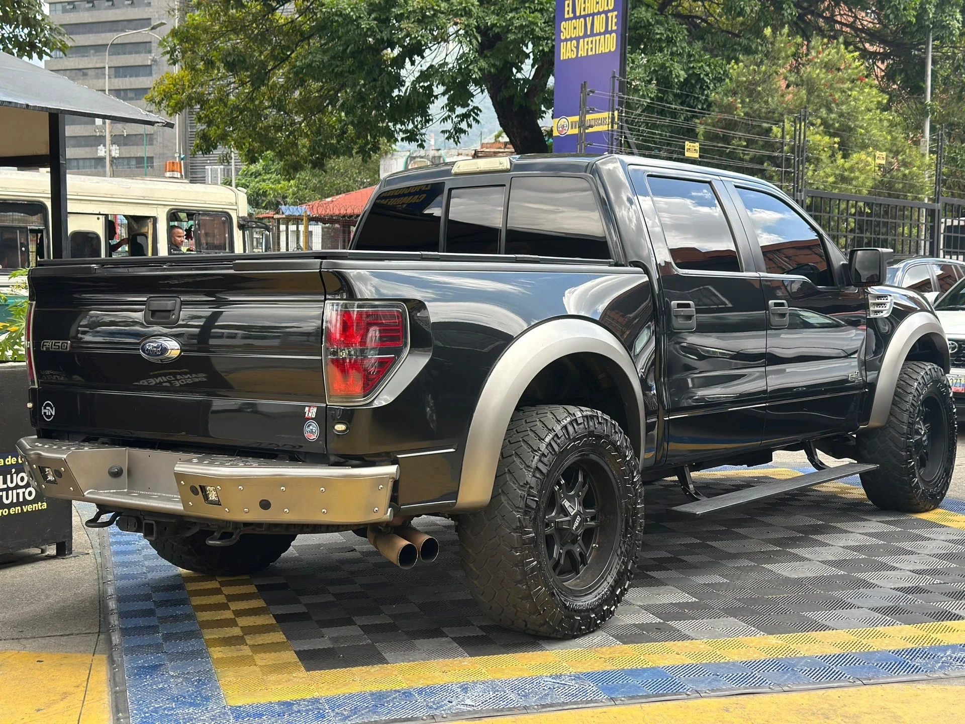 2014 Ford F-150 RAPTOR — photo 5