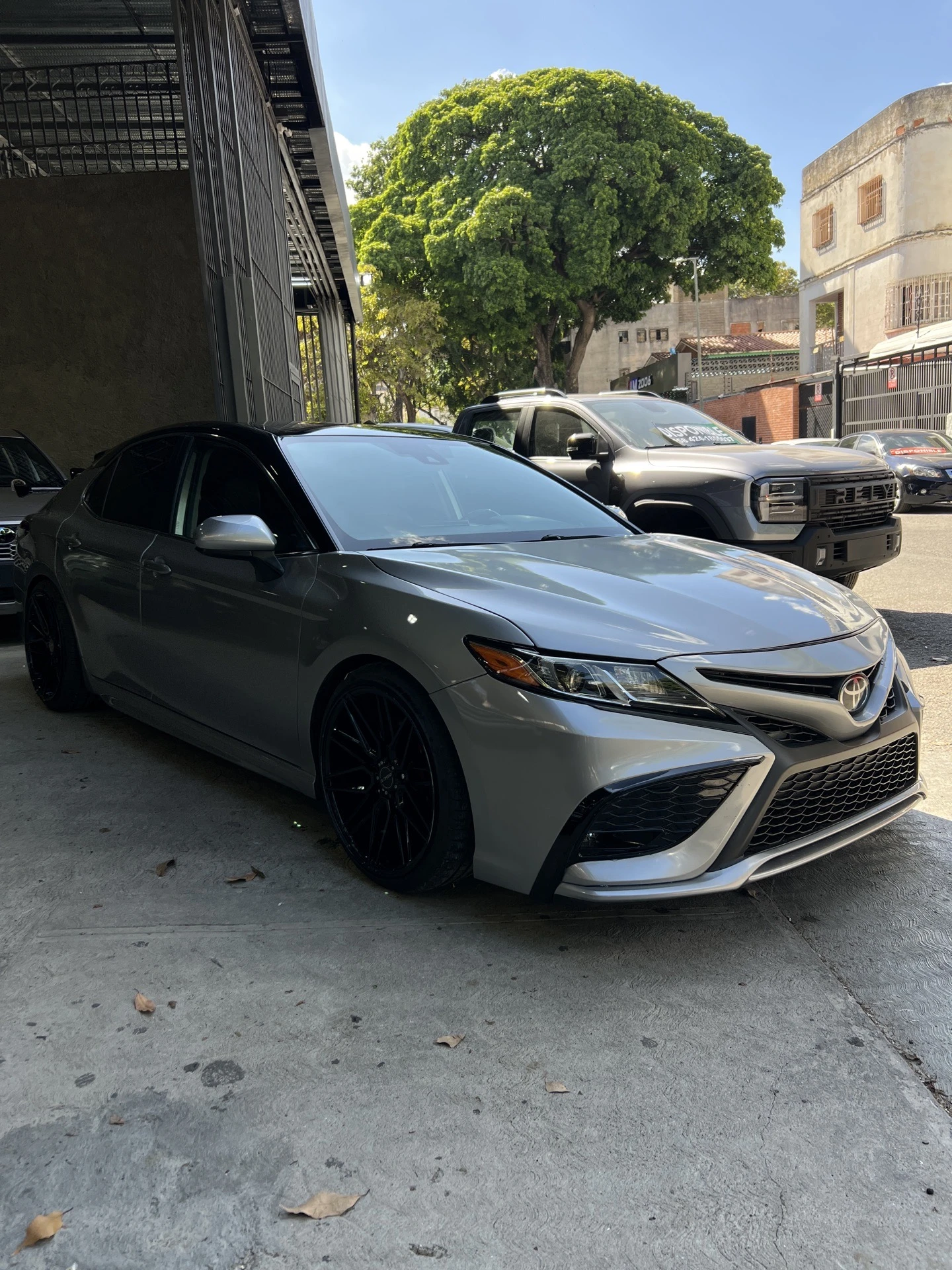 2021 Toyota Camry Se — photo 3
