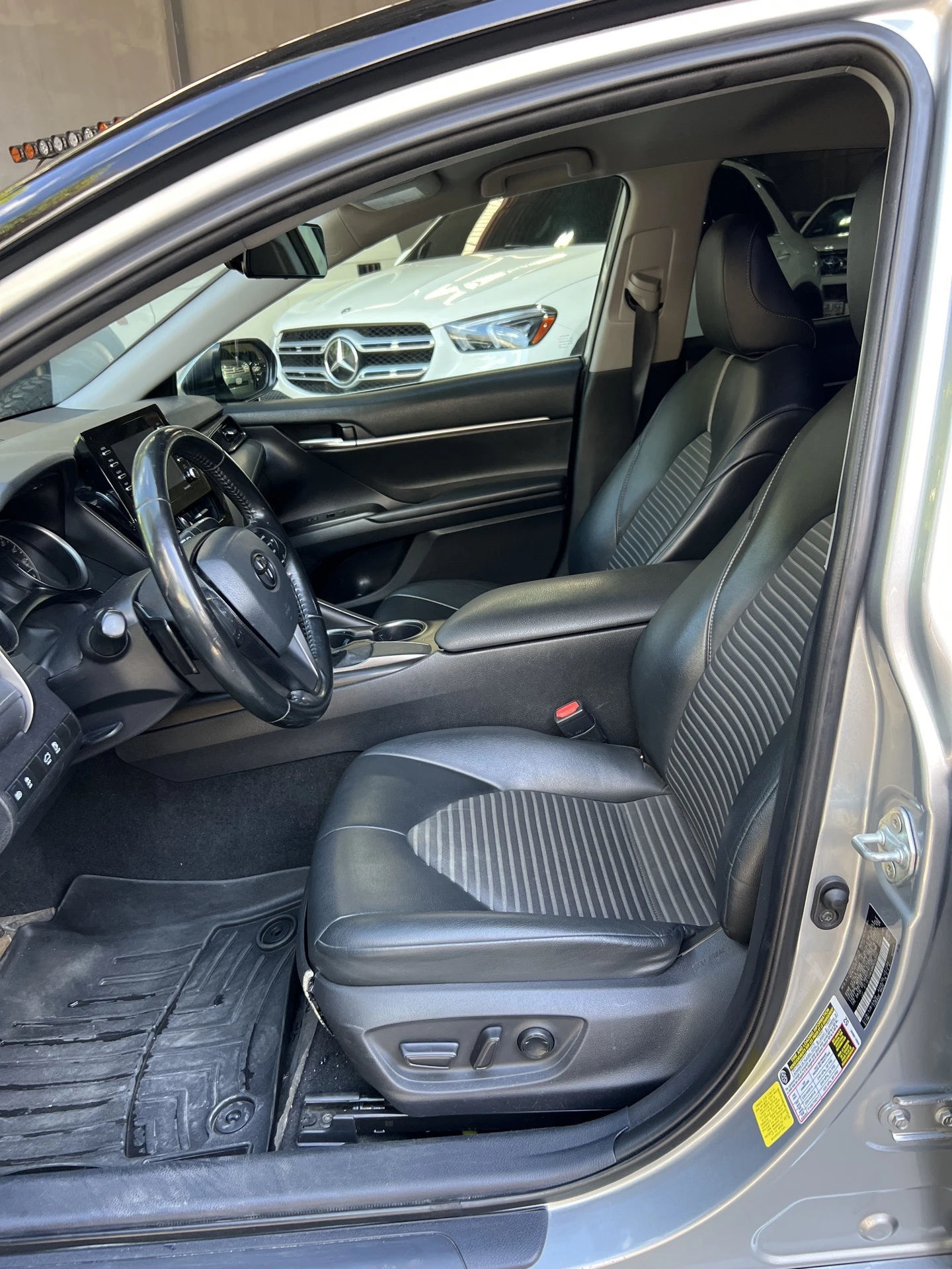 2021 Toyota Camry Se — photo 9