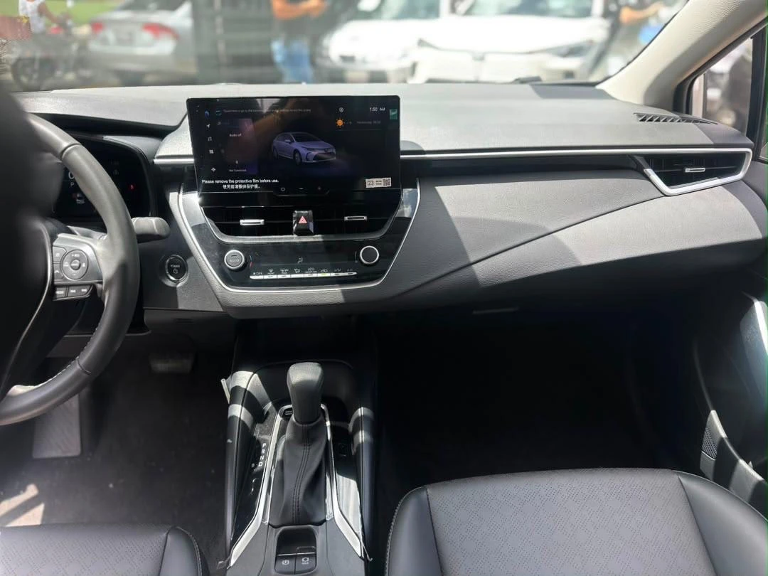 2025 Toyota Corolla HEV — photo 12