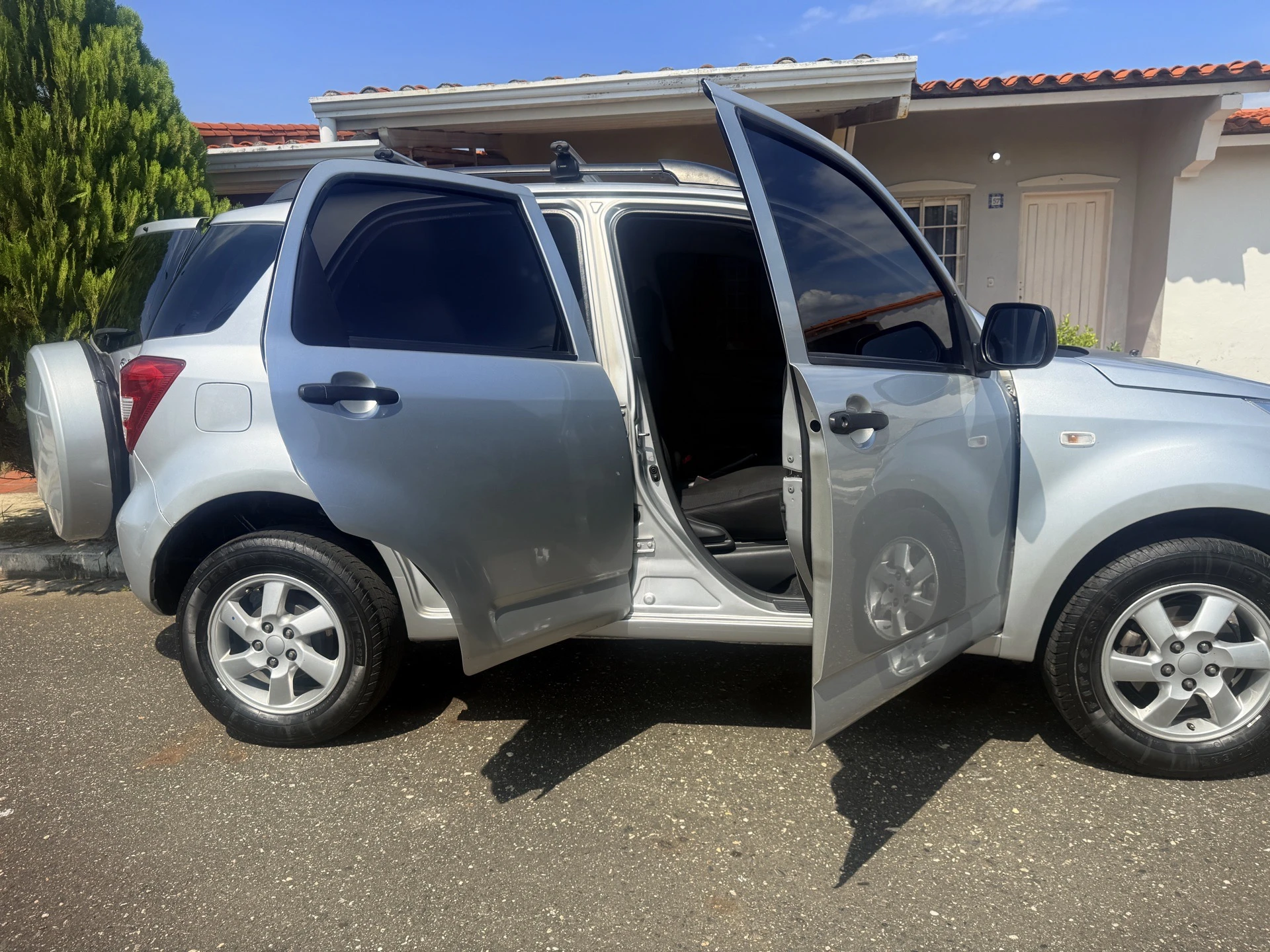 2011 Toyota Terios Bego — photo 7
