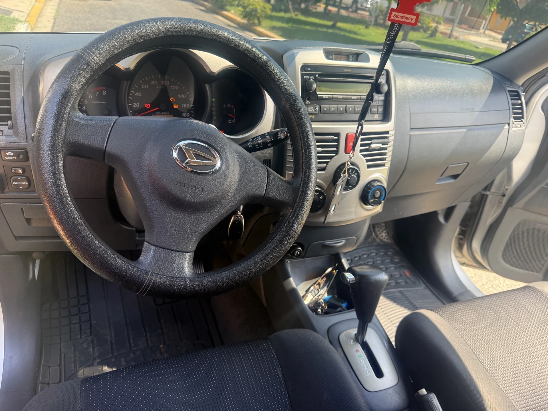 2011 Toyota Terios Bego — photo 8