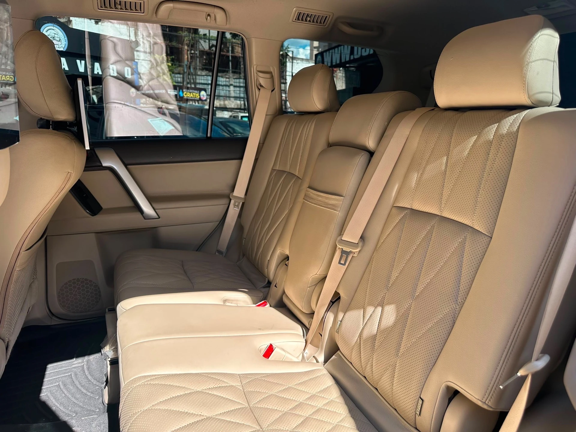 2023 Toyota Land Cruiser Prado VX WHITE EDITION — photo 6