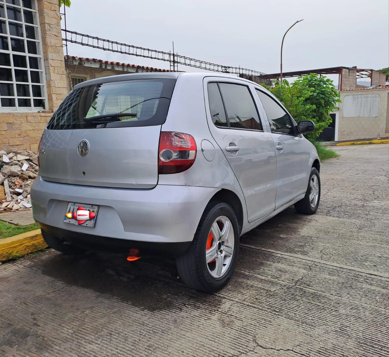 2005 Volkswagen FOX — photo 3