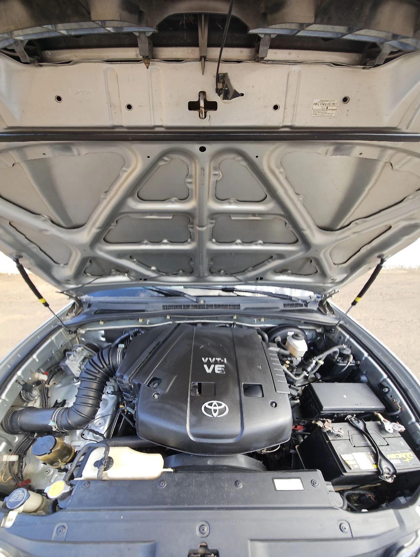 2008 Toyota 4Runner LT — photo 2