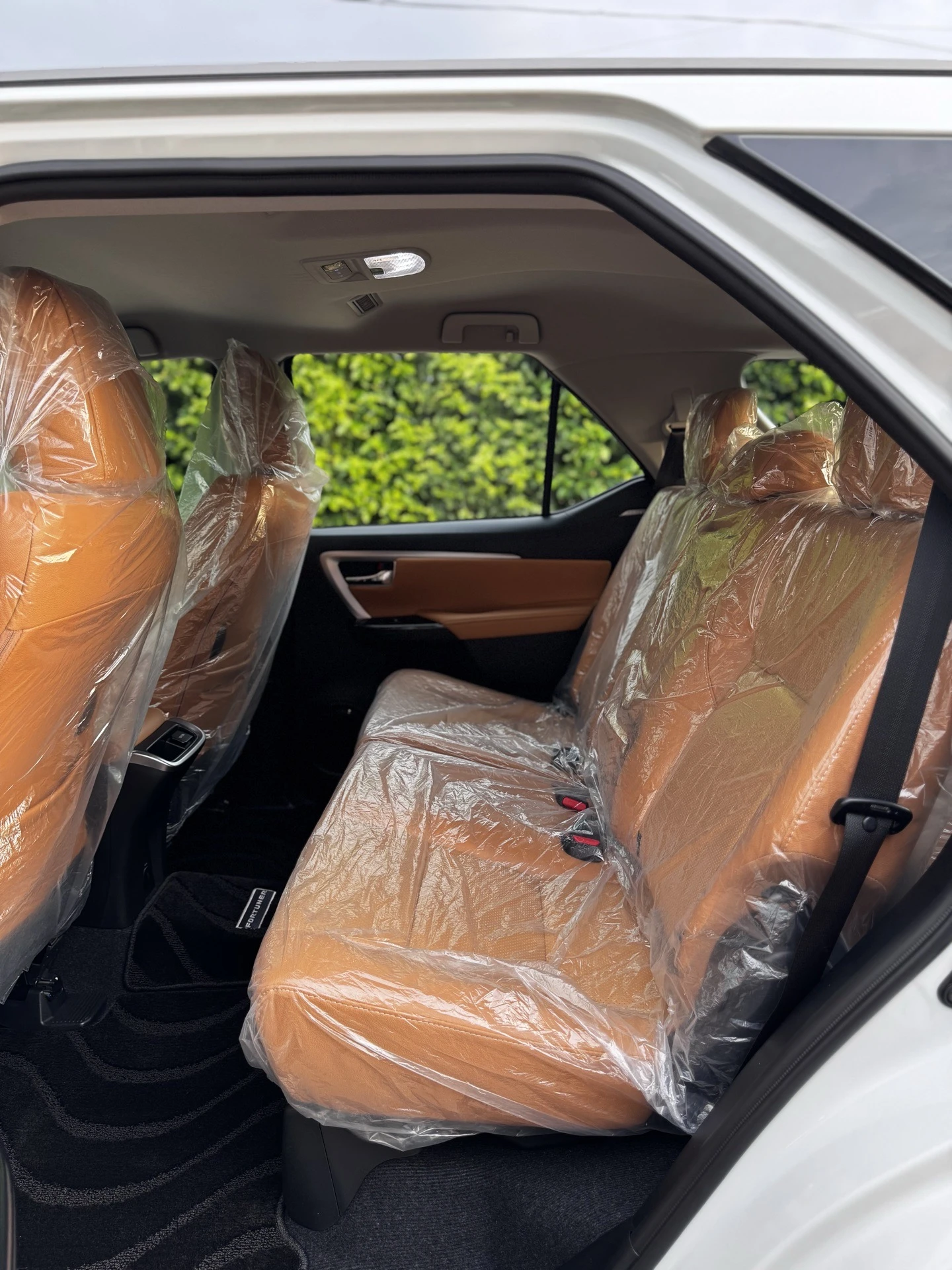 2025 Toyota Fortuner Dubai SR5 V6 4.0 — photo 7