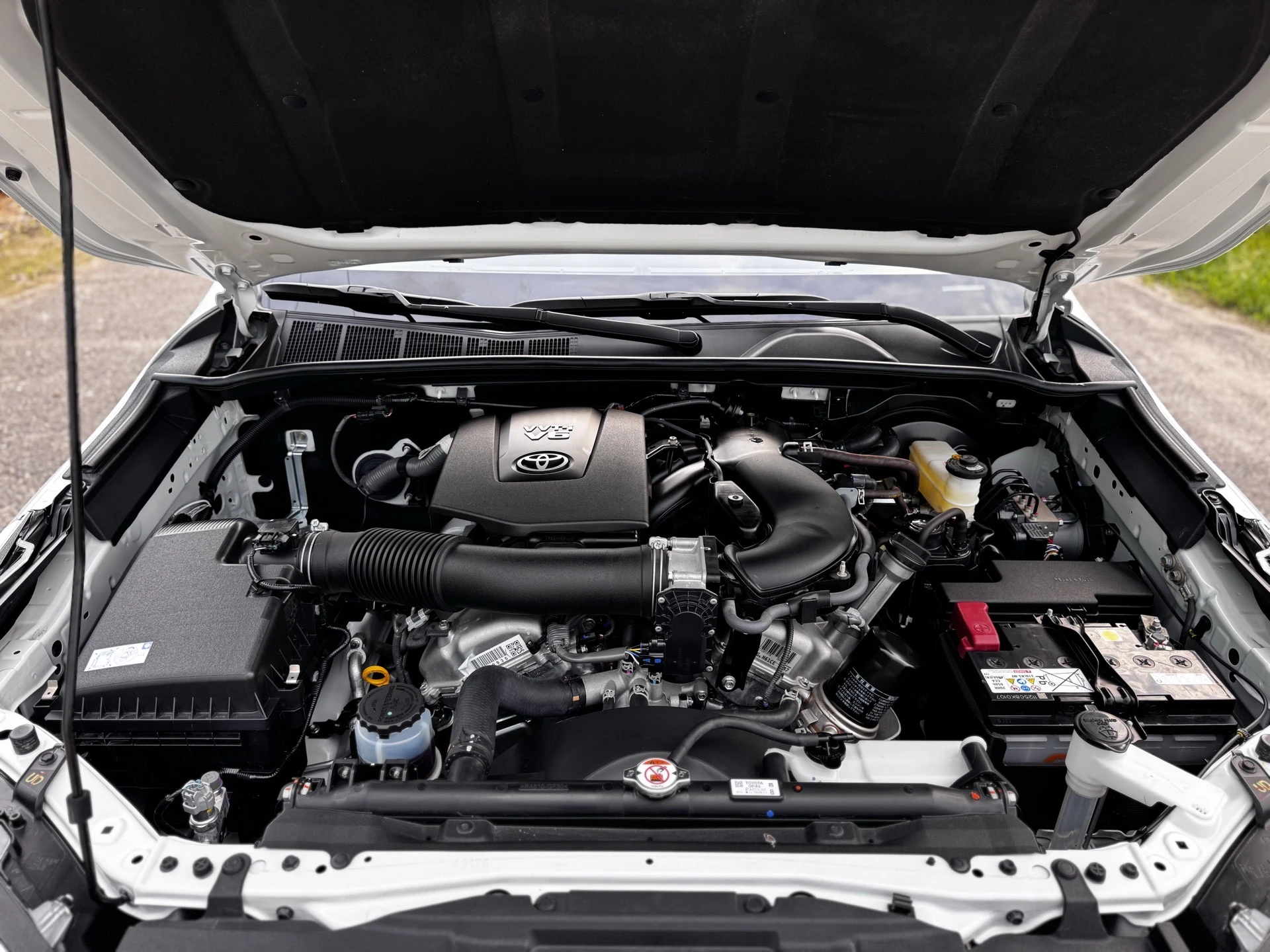 2025 Toyota Fortuner Dubai SR5 V6 4.0 — photo 12