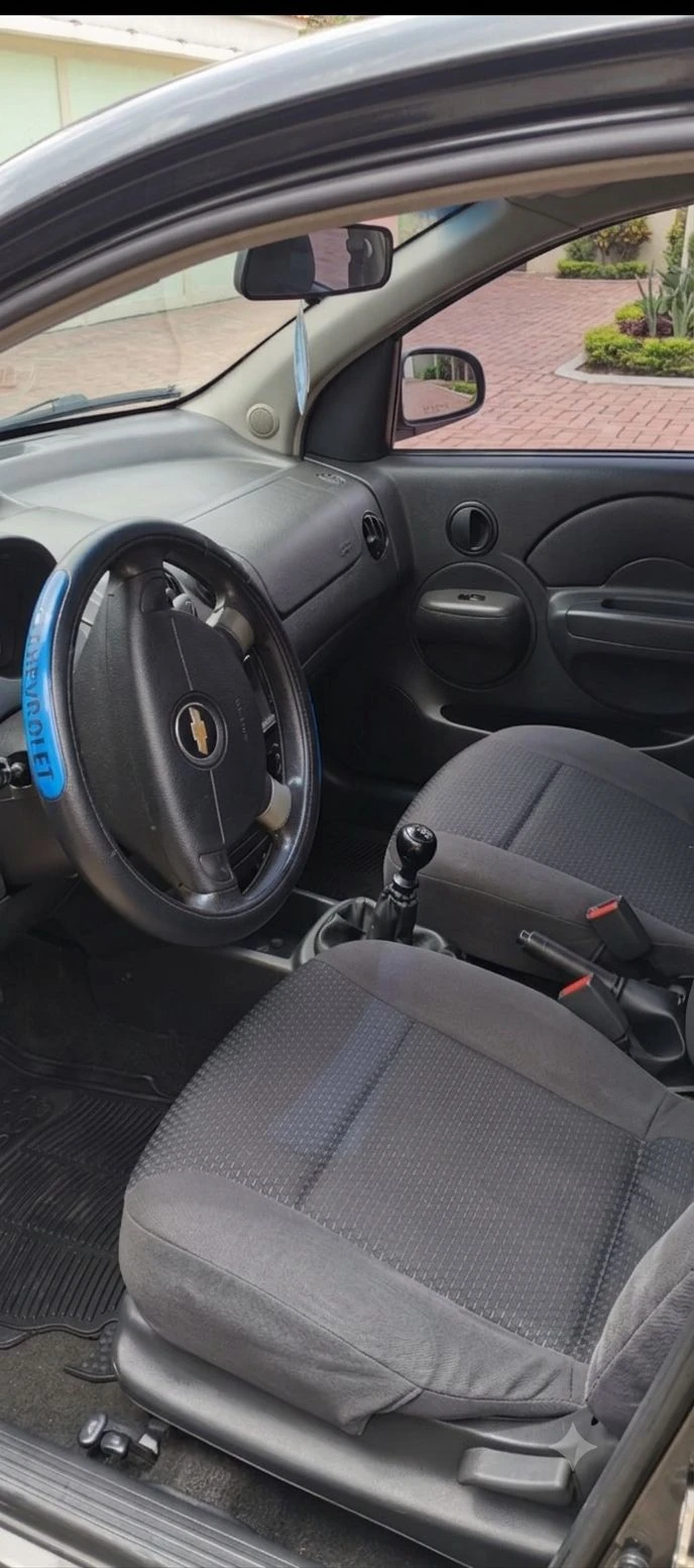 2010 Chevrolet Aveo — photo 5