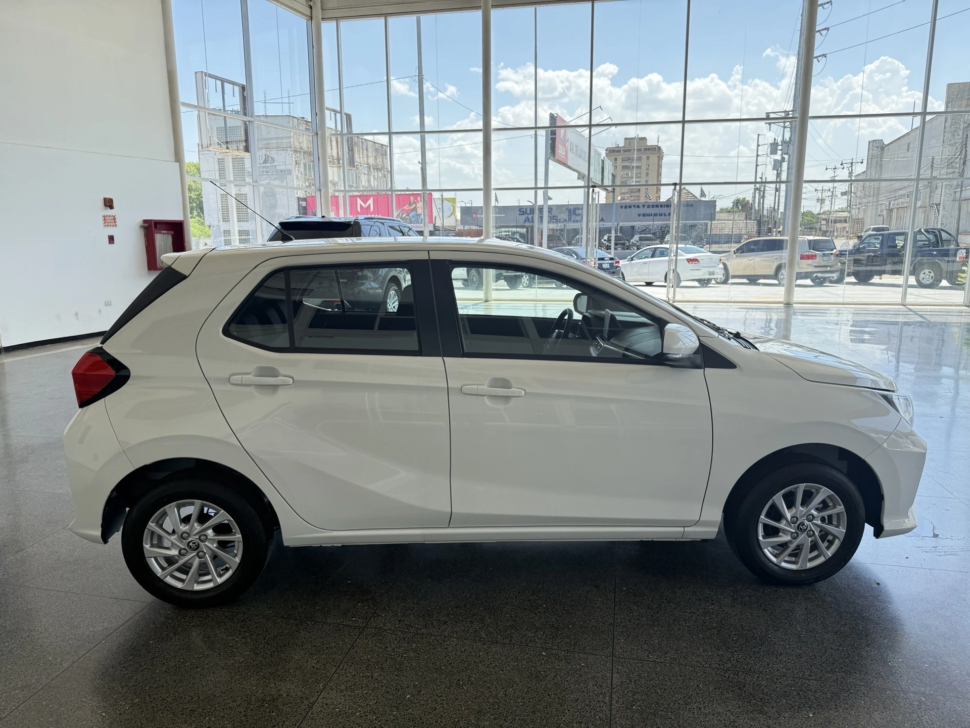 2025 Toyota Agya — photo 5