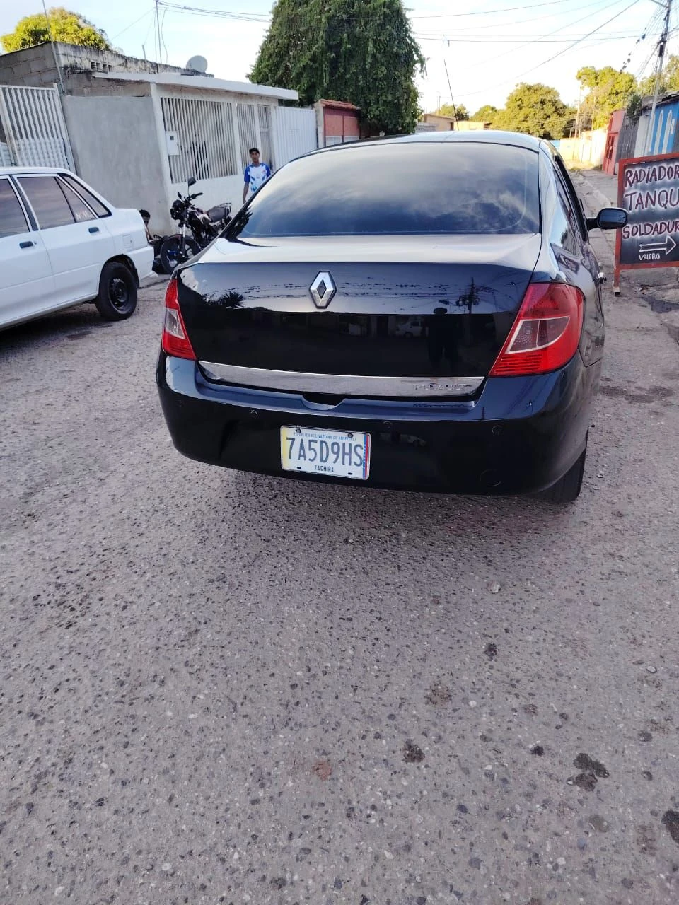 2012 Renault Symbol Sport — photo 11