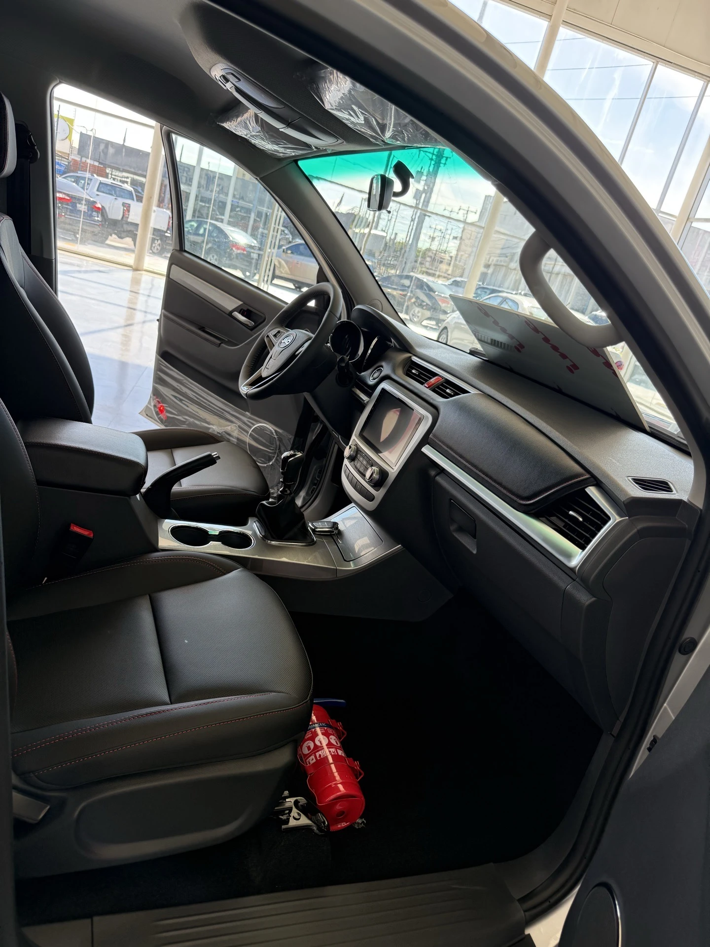 2026 JAC T8 — photo 10