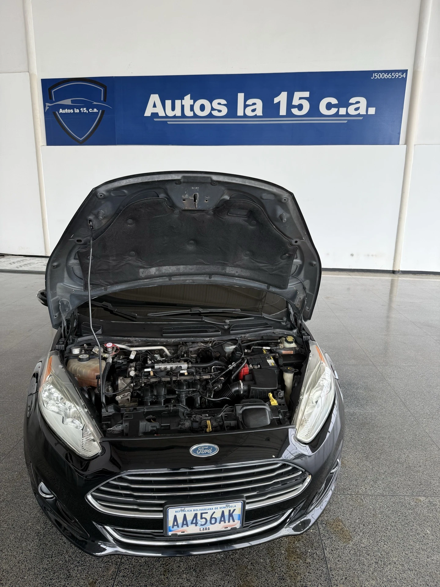2016 Ford Fiesta — photo 13
