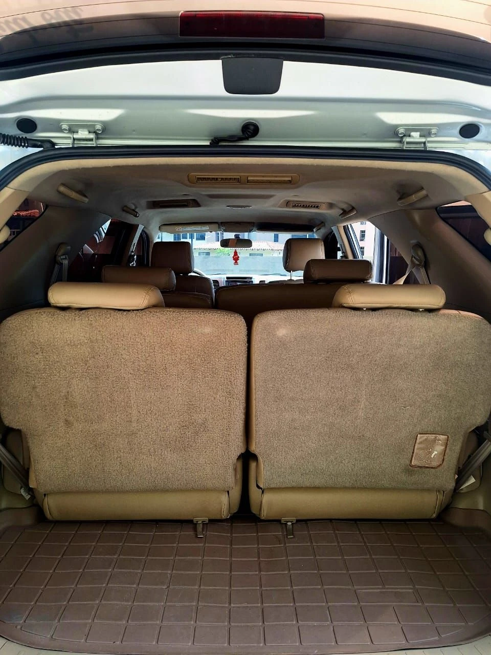 2011 Toyota Fortuner SR — photo 7
