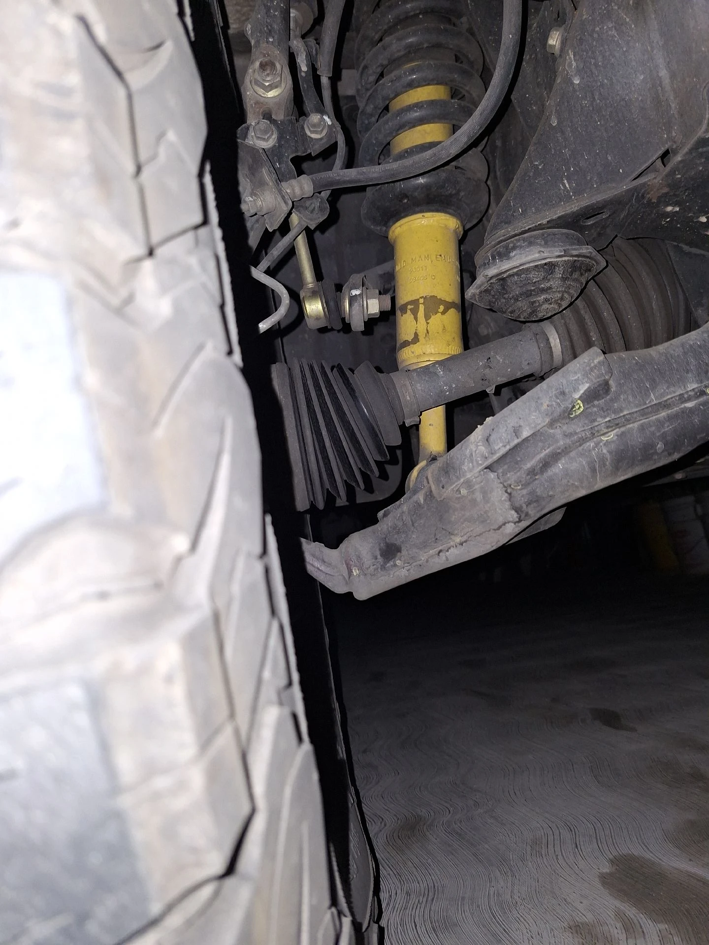 2011 Toyota Fortuner SR — photo 11