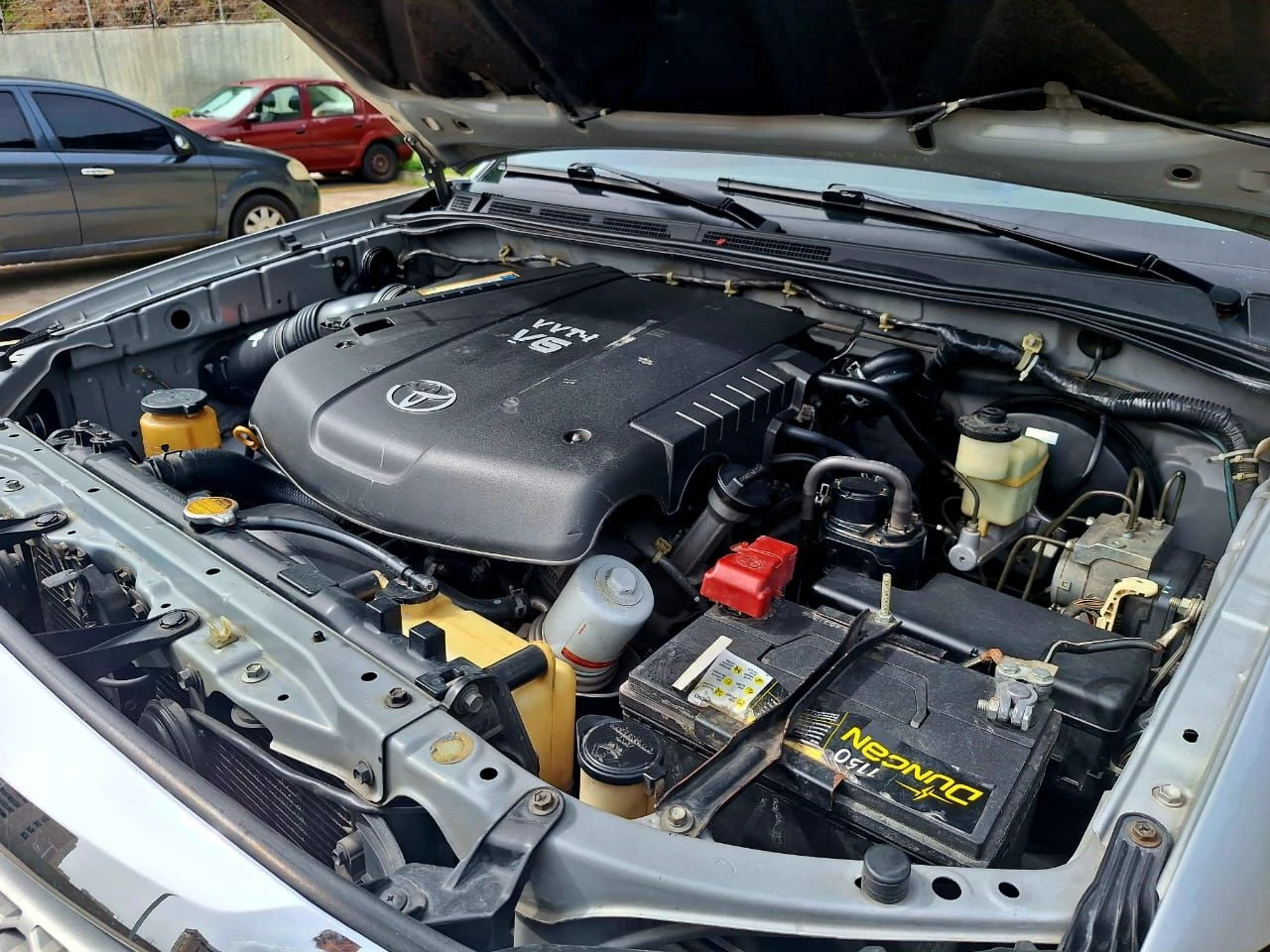 2011 Toyota Fortuner SR — photo 12