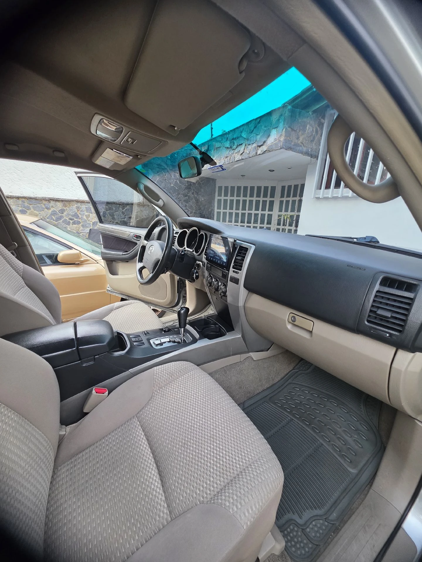 2007 Toyota 4Runner LE — photo 9