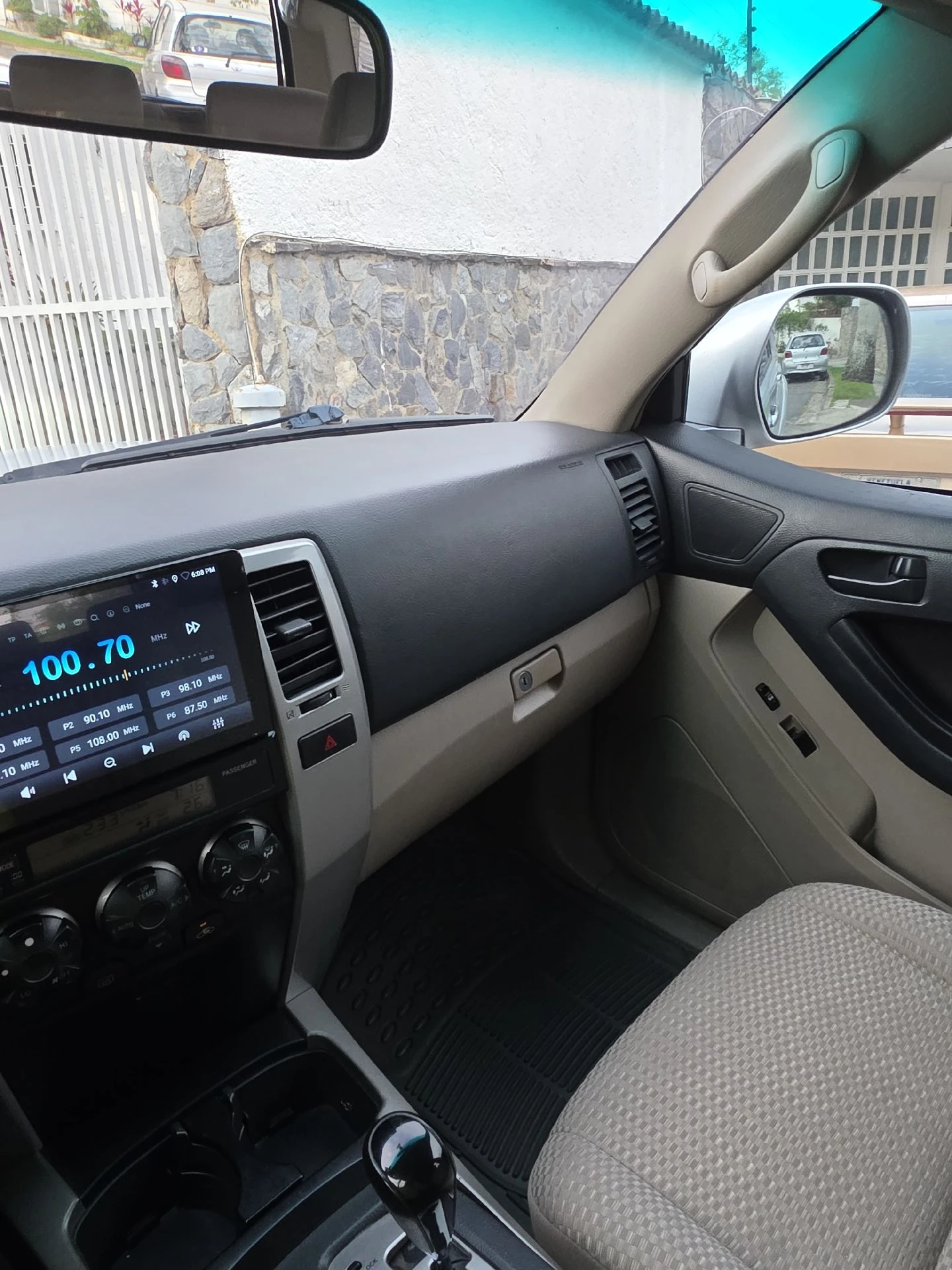 2007 Toyota 4Runner LE — photo 16