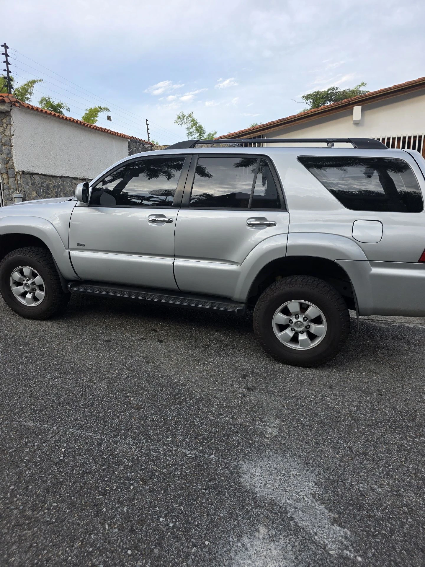 2007 Toyota 4Runner LE — photo 89