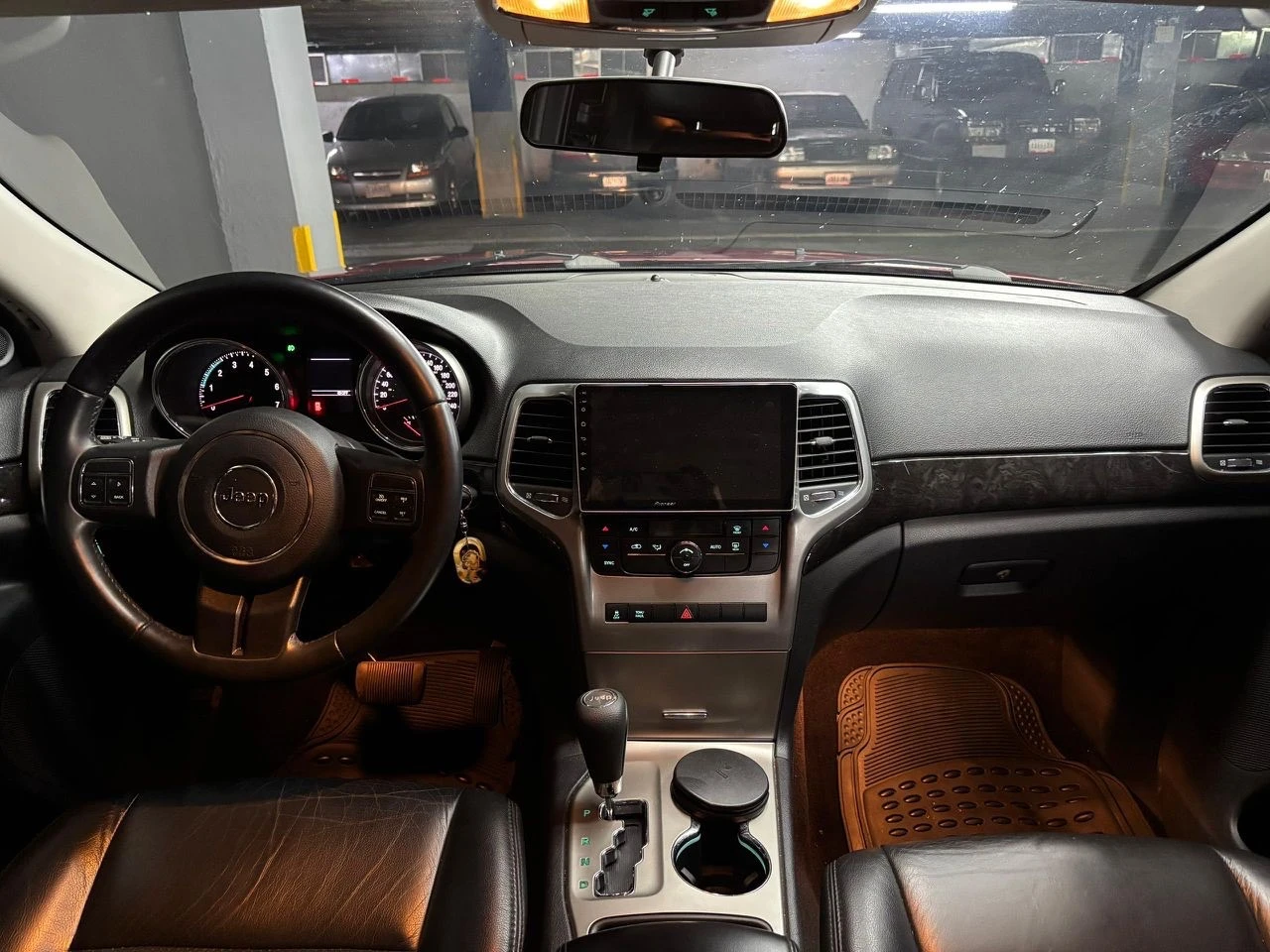 2013 Jeep Grand Cherokee Laredo — photo 8