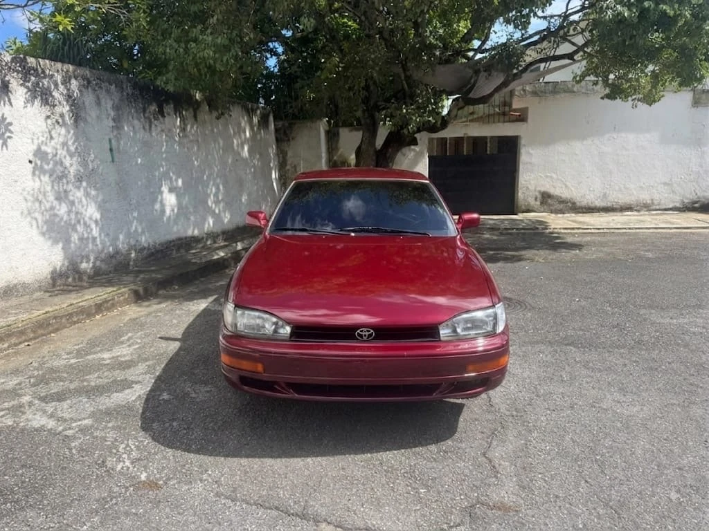 1993 Toyota Camry — photo 2