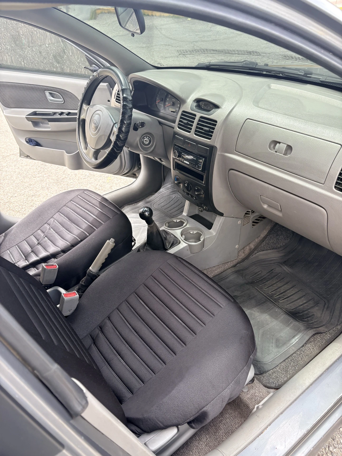 2012 Kia Rio Stylus — photo 11