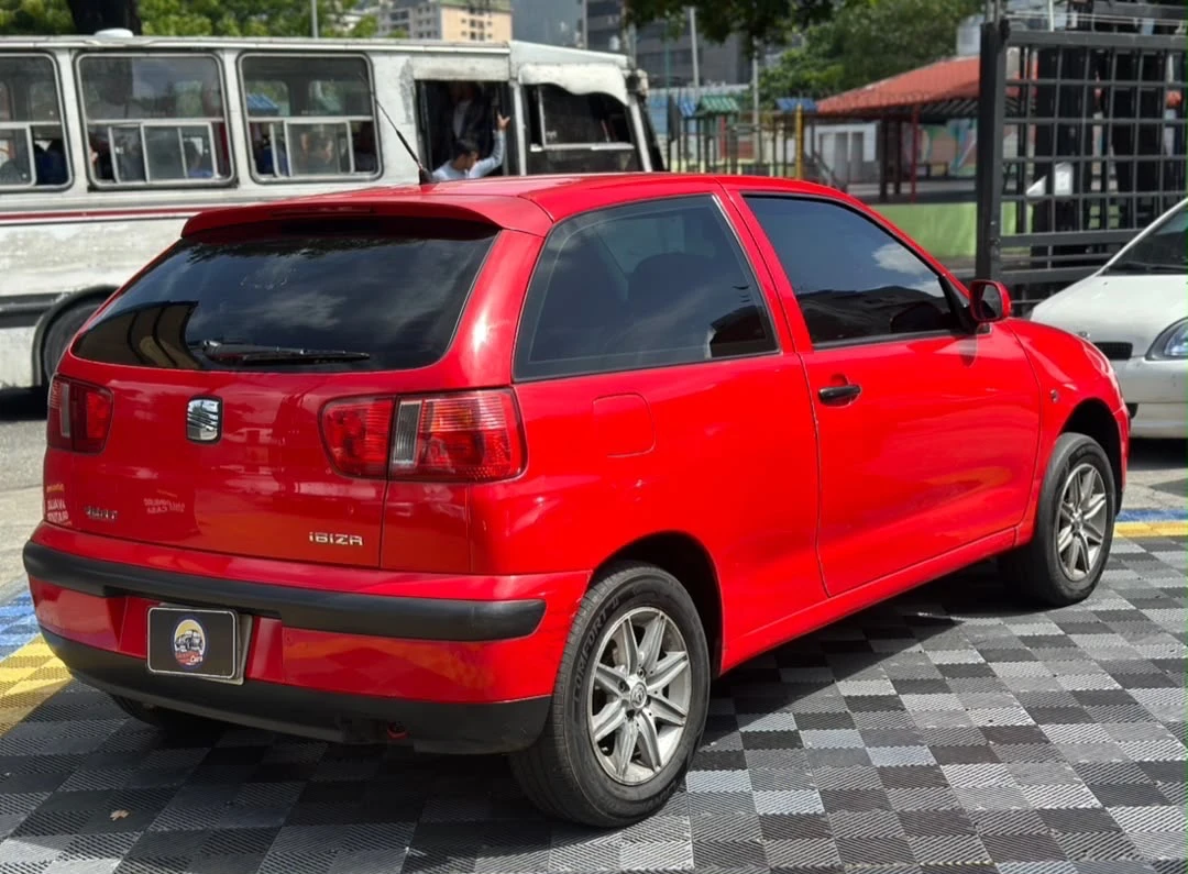 2002 SEAT Ibiza — photo 7