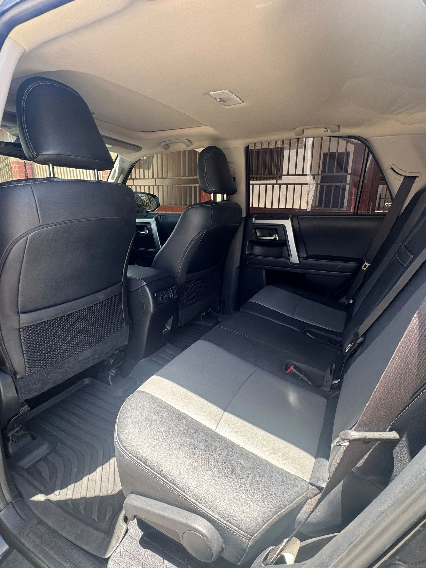 2023 Toyota 4Runner Sr5 premium — photo 9