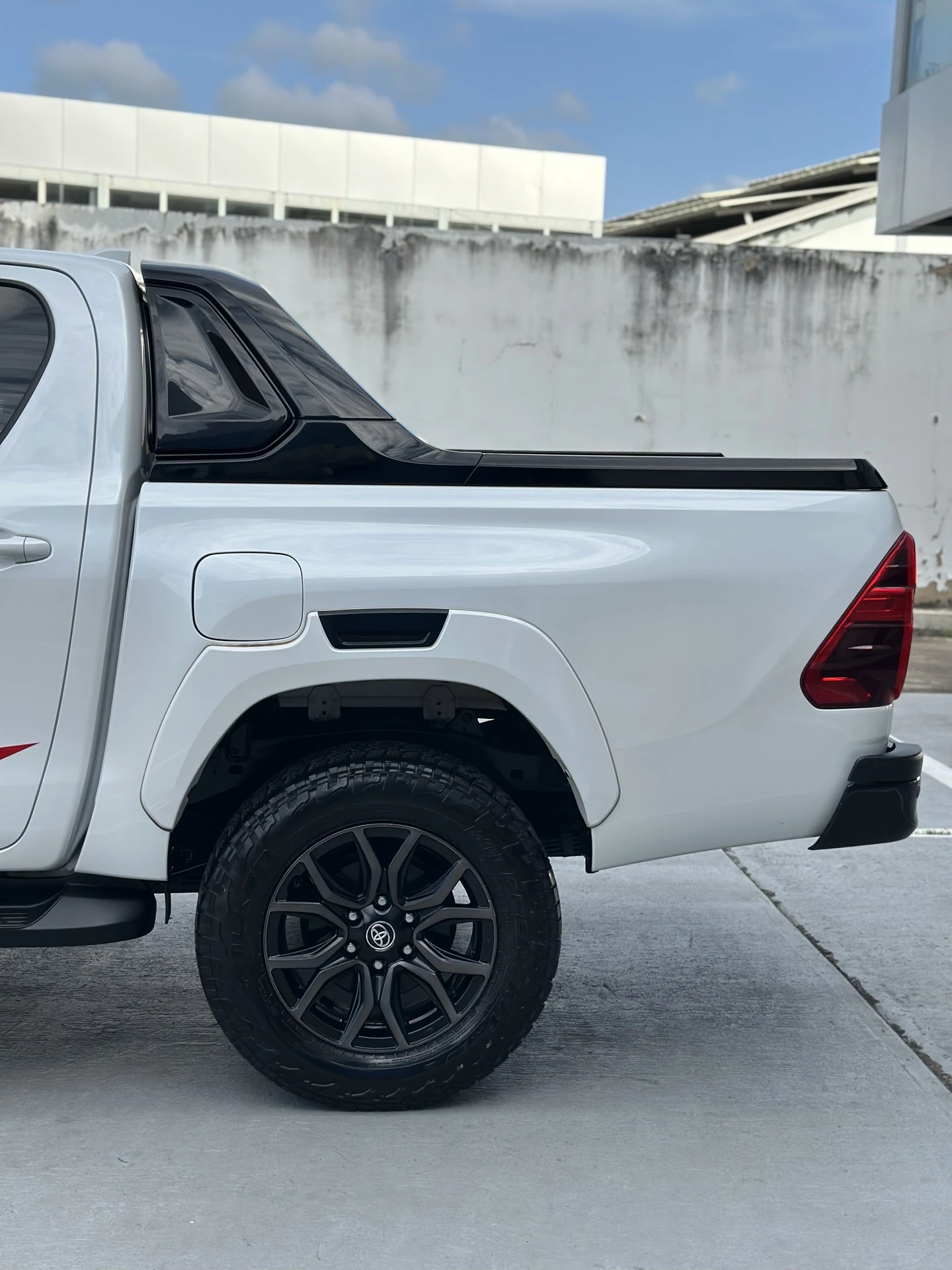 2023 Toyota Hilux GR — photo 7