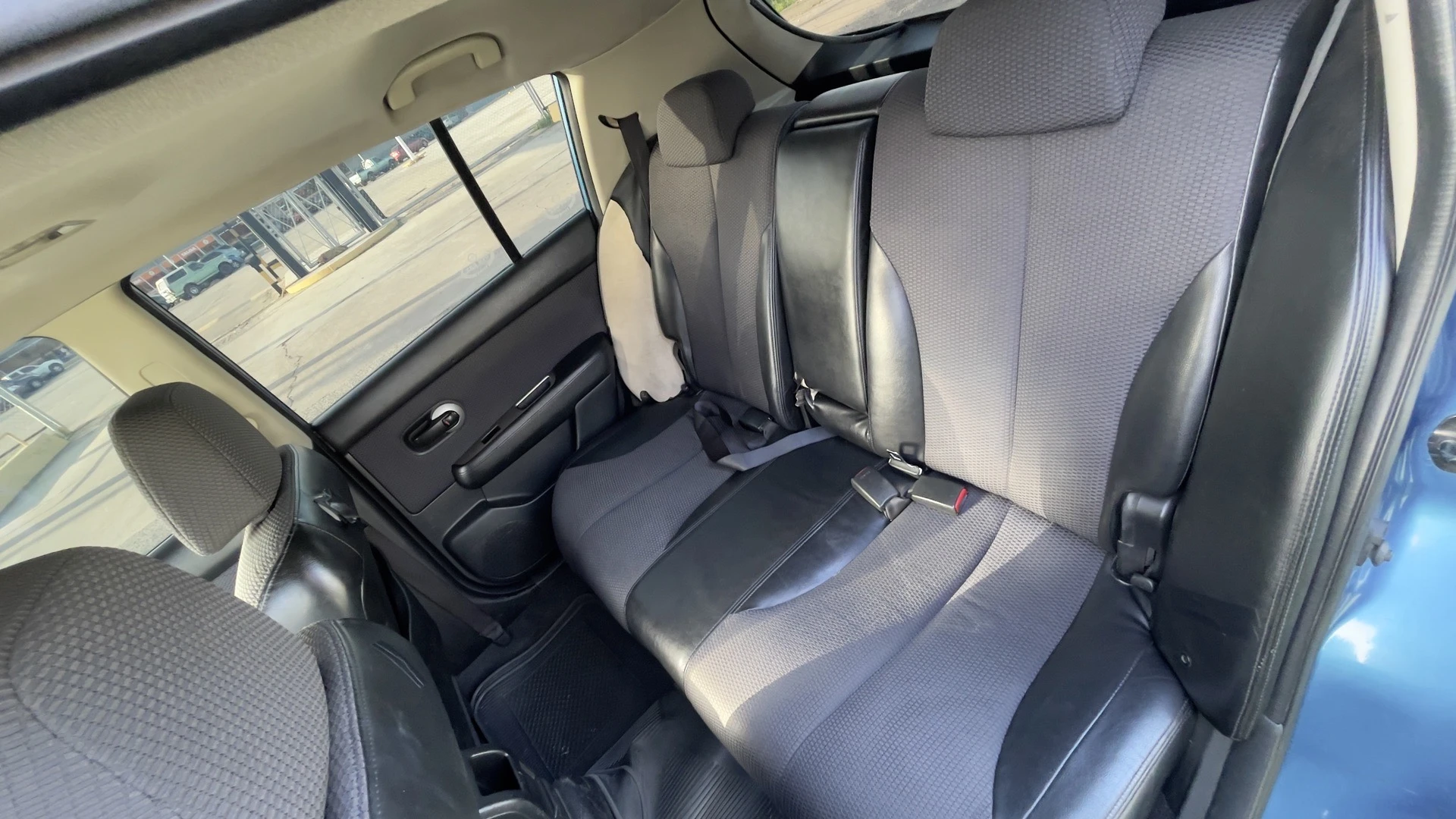 2007 Nissan Tiida Motor 1.8 sincrónico, caja de 6 velocidades. Full equipo — photo 8