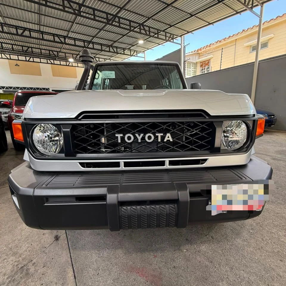 2025 Toyota Land Cruiser — photo 3