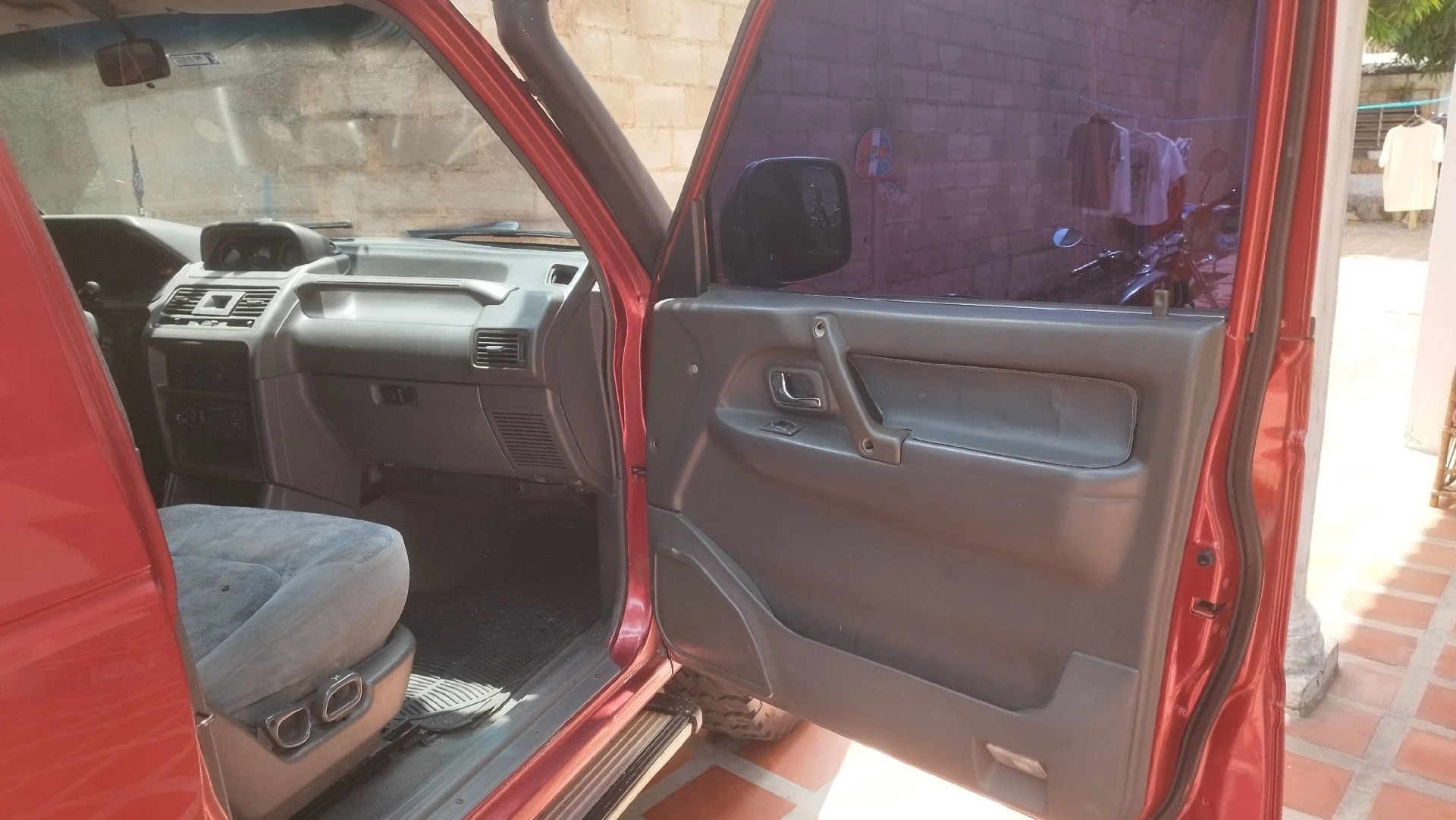 2005 Mitsubishi Montero Dakar — photo 7