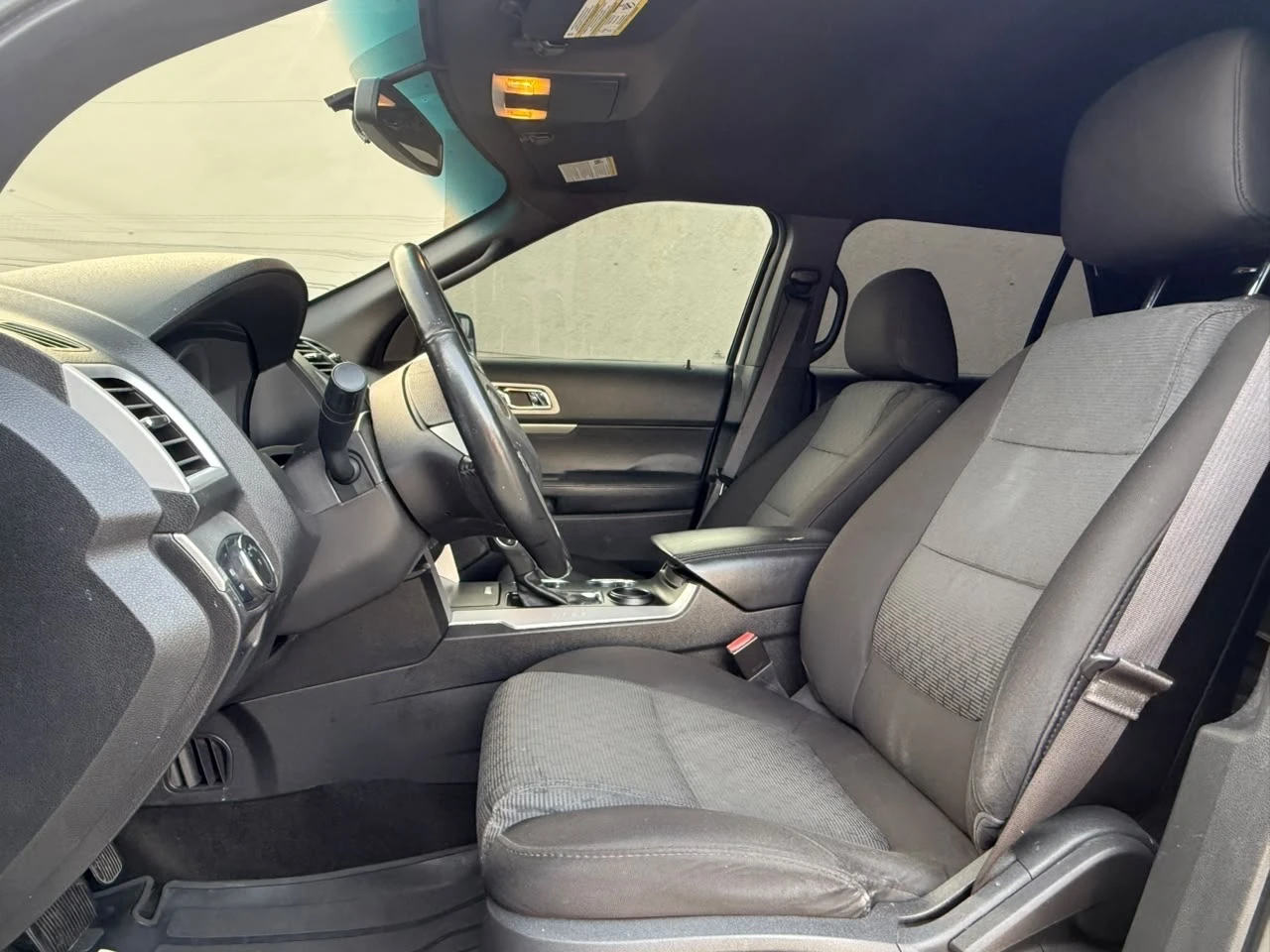 2011 Ford Explorer XLT — photo 8