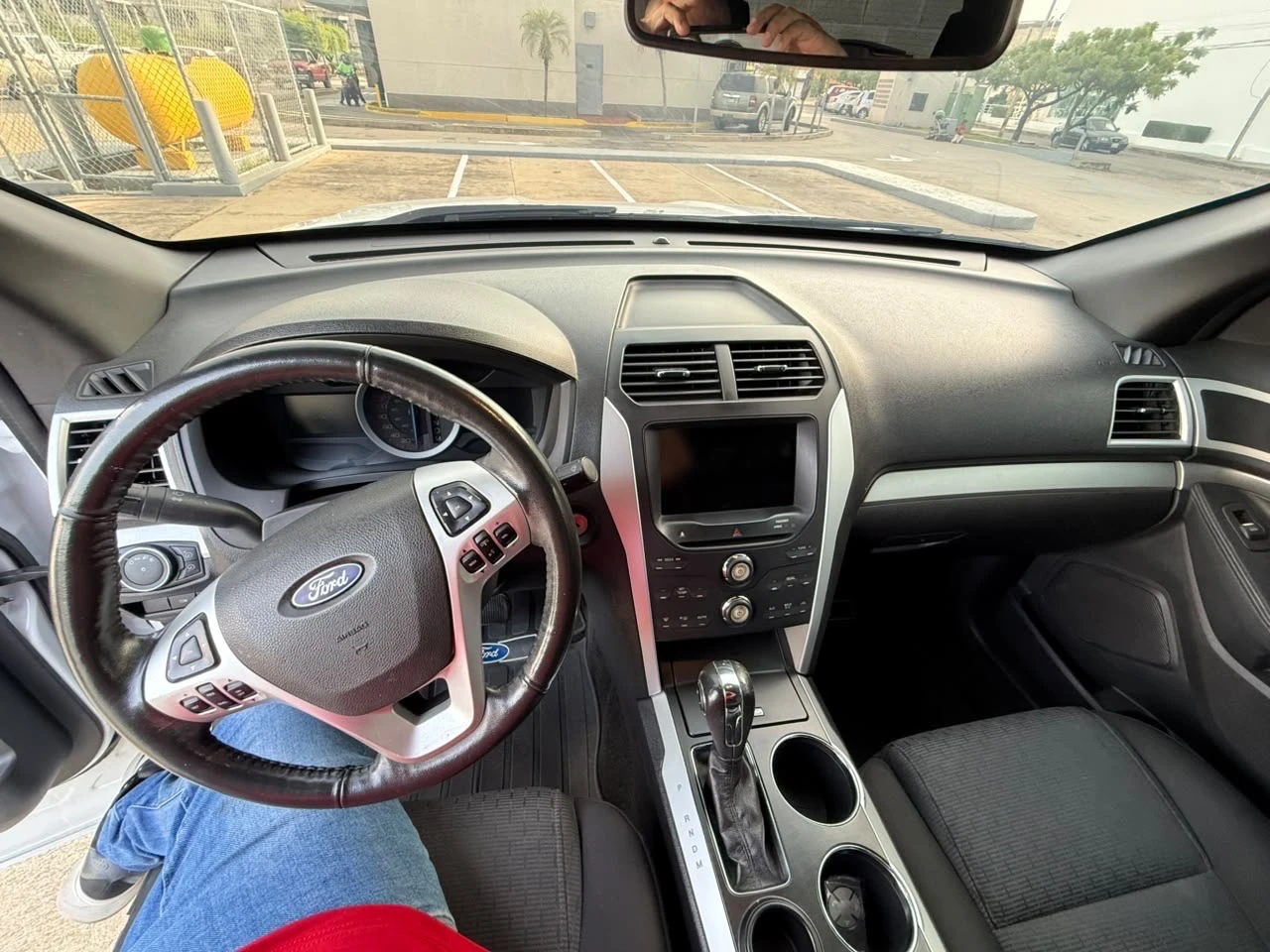 2011 Ford Explorer XLT — photo 11