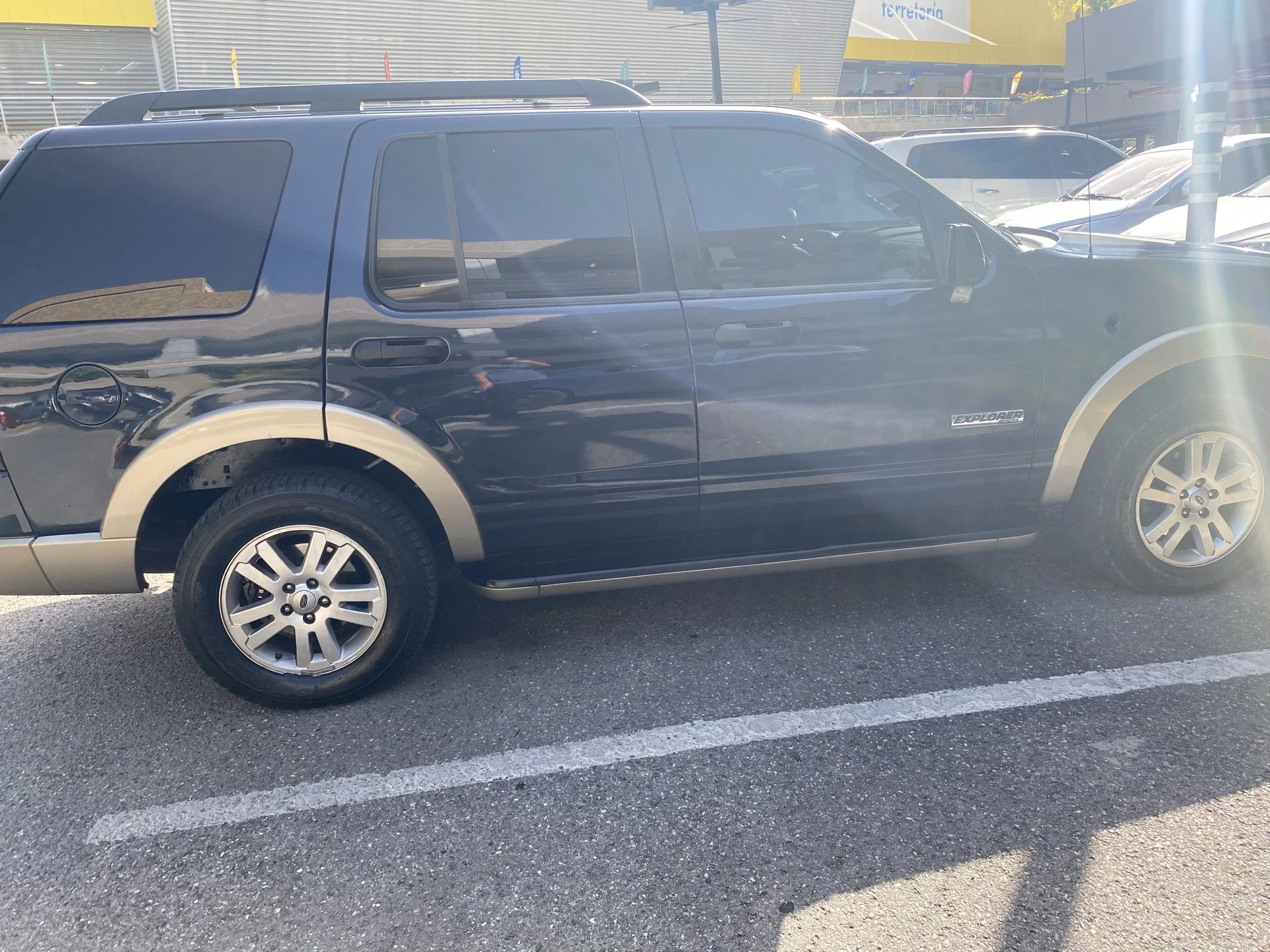 2009 Ford Explorer Eddi Bauer 8cil 4.6 3V — photo 3