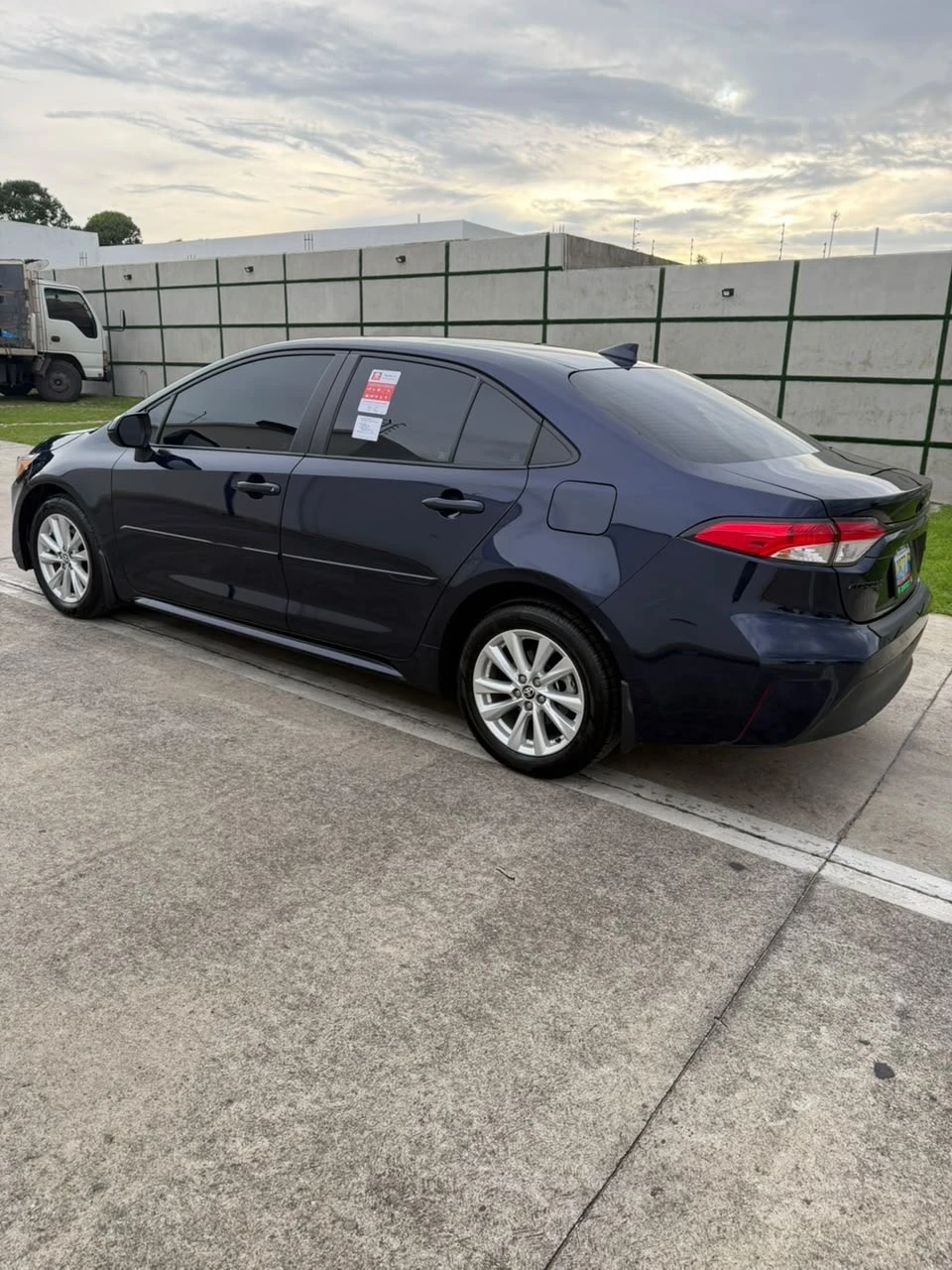 2025 Toyota Corolla LE — photo 18