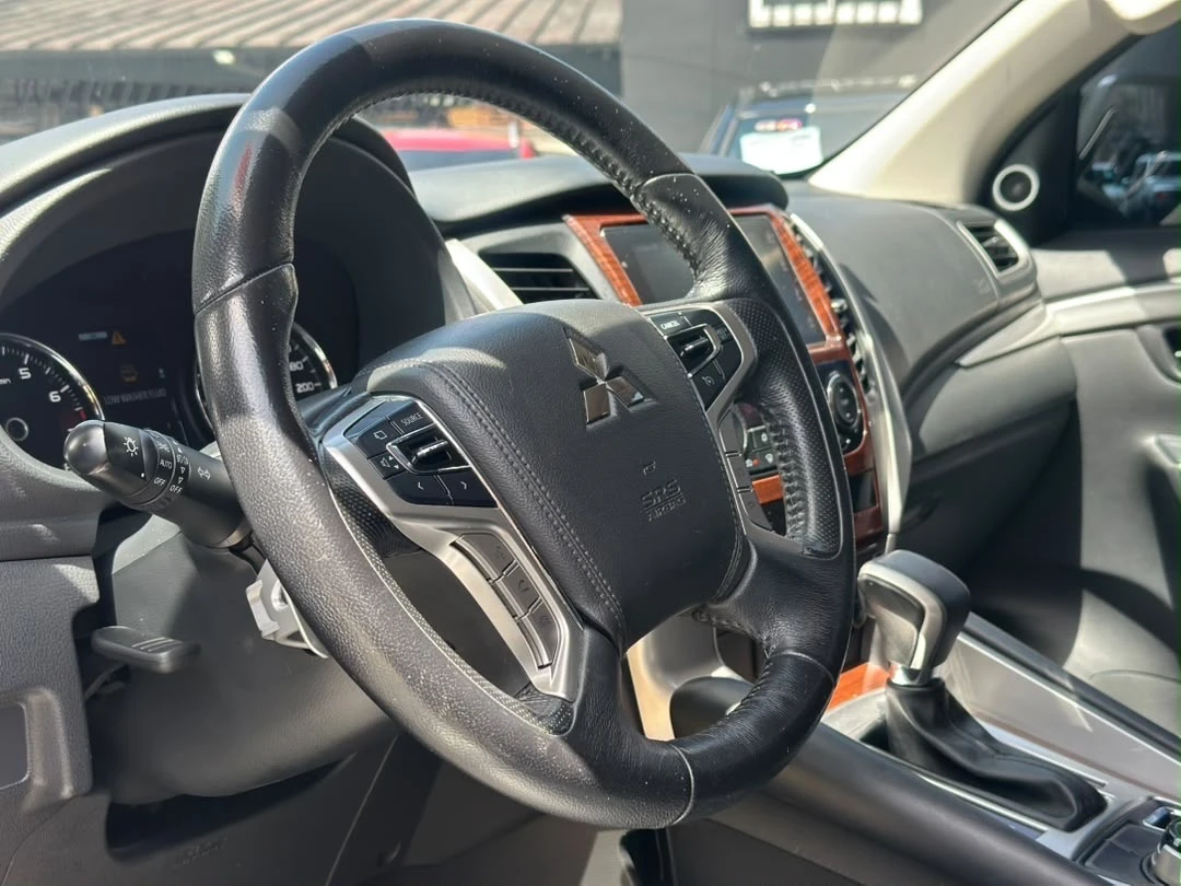 2019 Mitsubishi Montero Sport — foto 3
