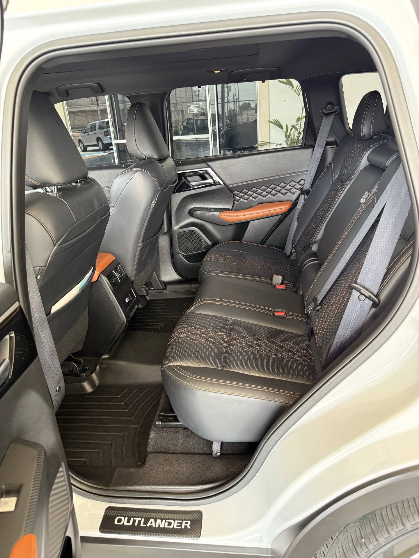 2025 Mitsubishi Outlander GLS full equipo — foto 6