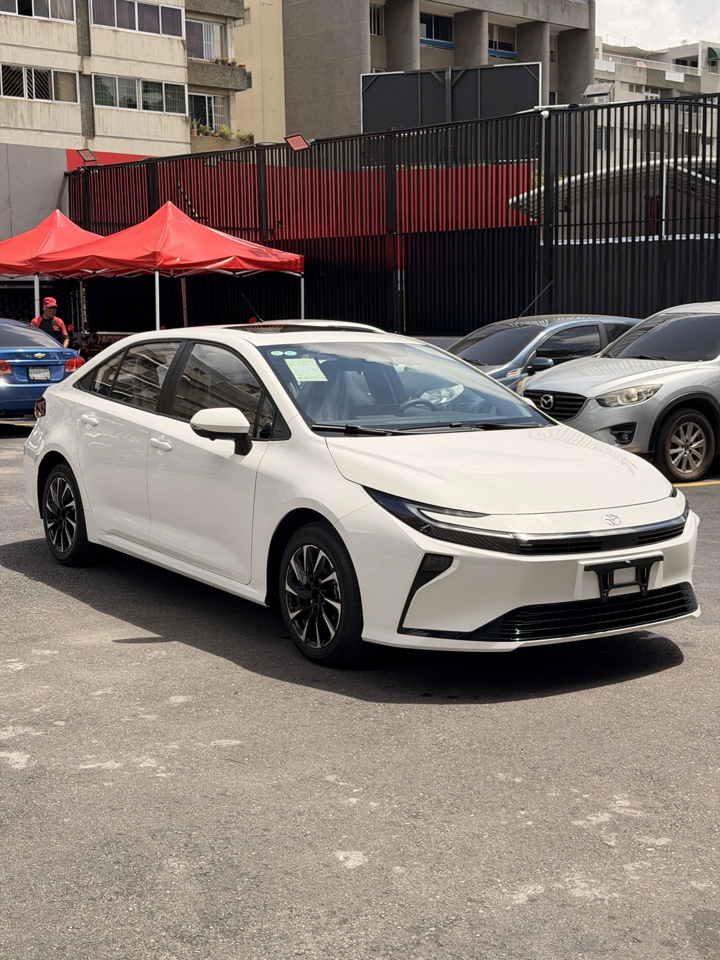 2026 Toyota Corolla Hybrid — foto 3