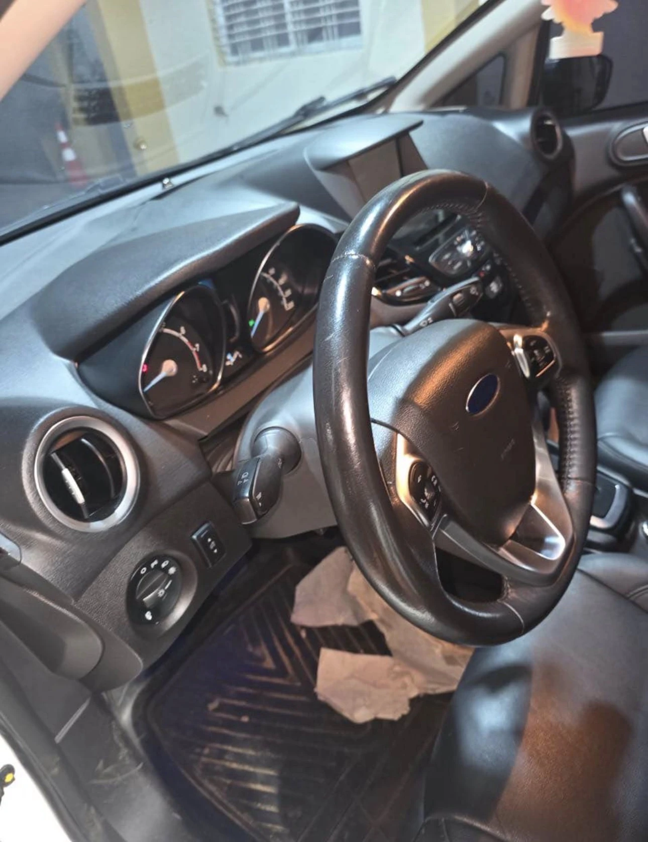 2016 Ford Fiesta Titanium — foto 5
