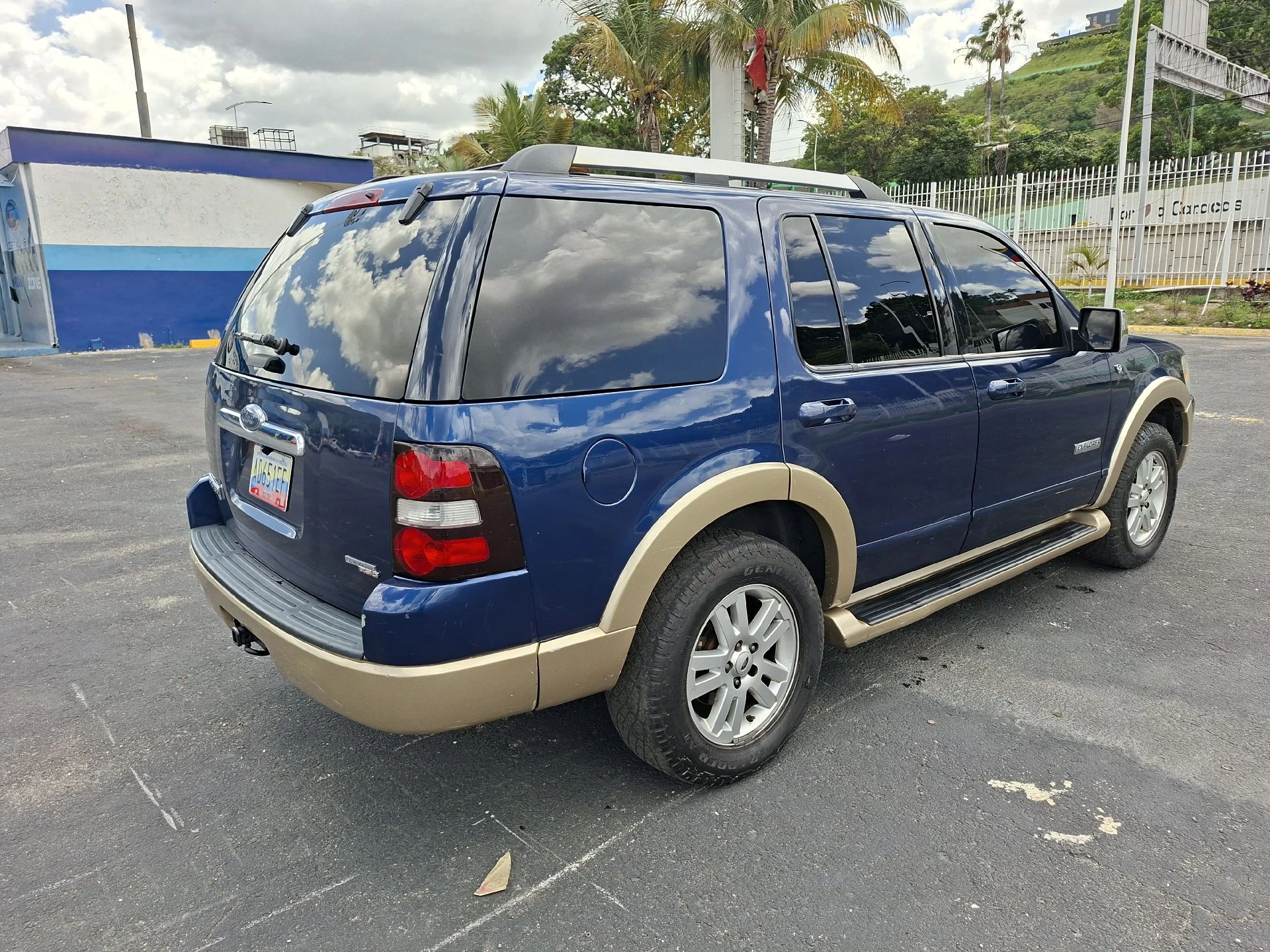 2007 Ford Explorer Eddie Bauer 4x4 — foto 5
