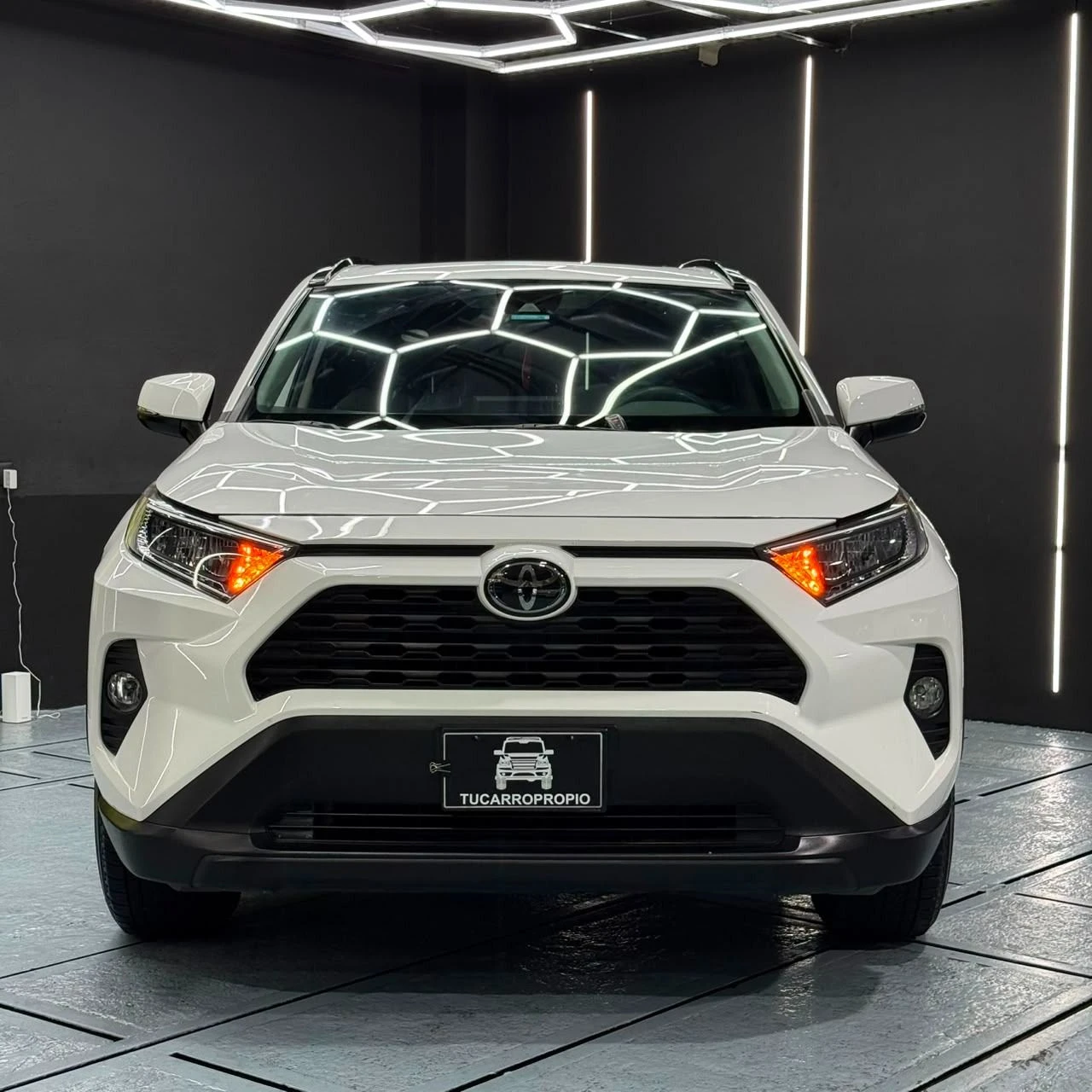 2019 Toyota RAV4 XLE — foto 2