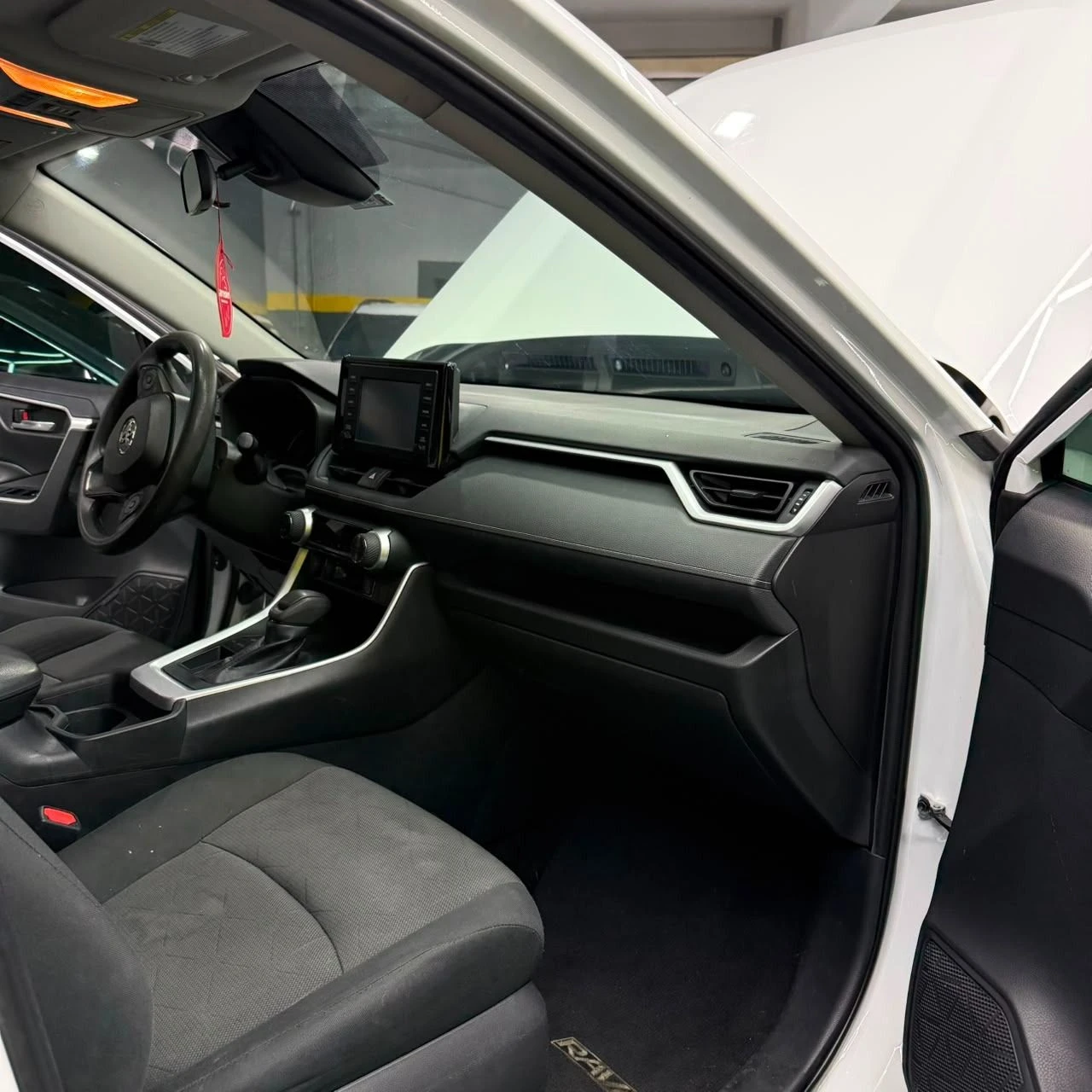 2019 Toyota RAV4 XLE — foto 7