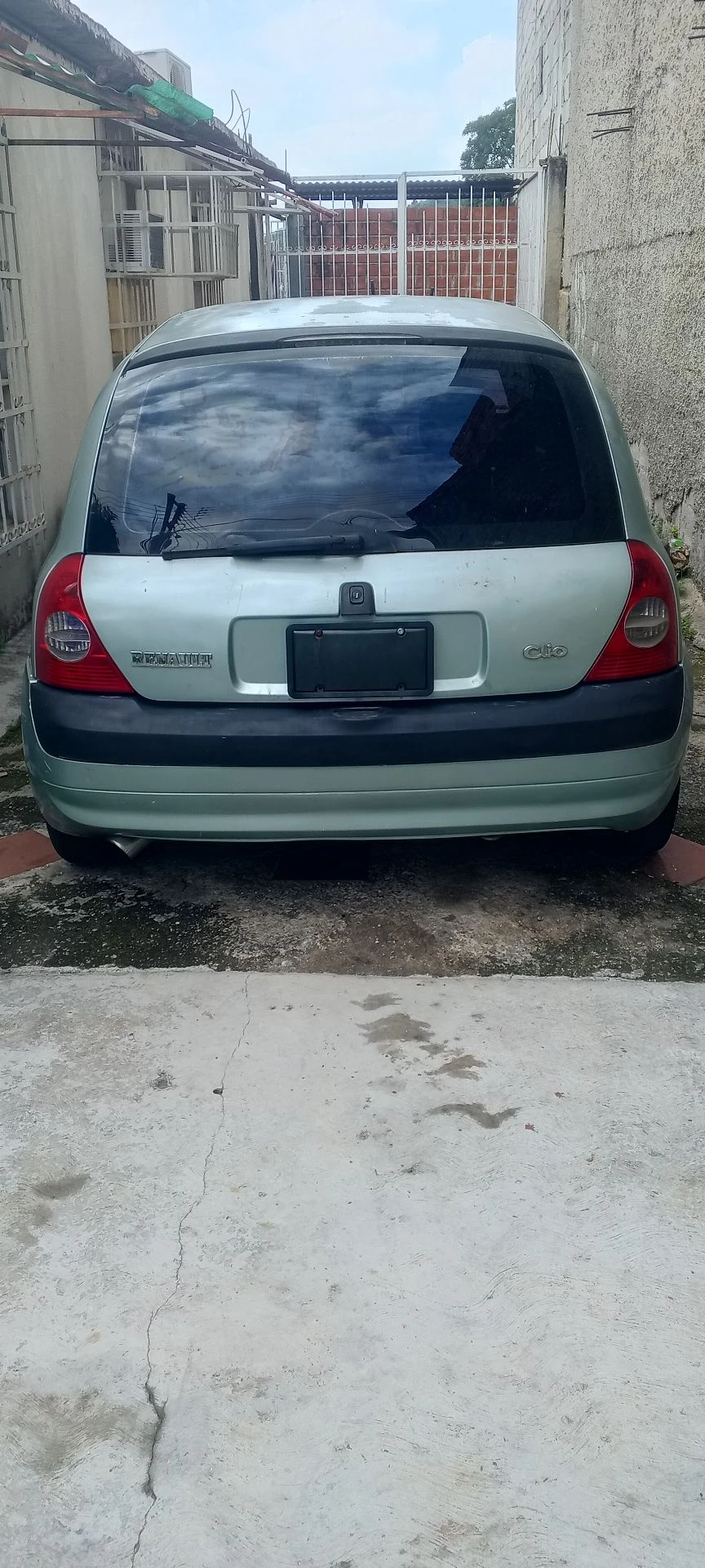 2005 Renault Clio Sedán — foto 4
