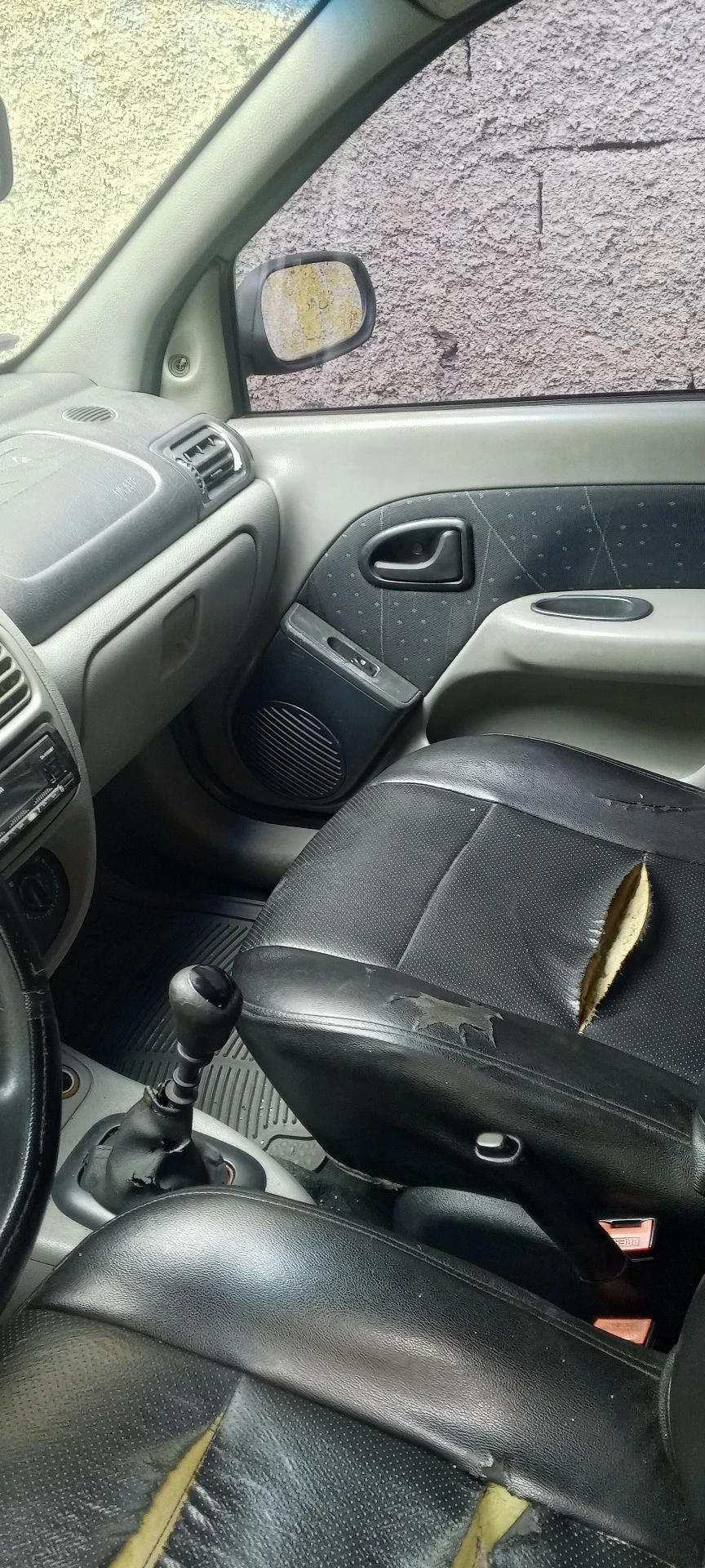 2005 Renault Clio Sedán — foto 6