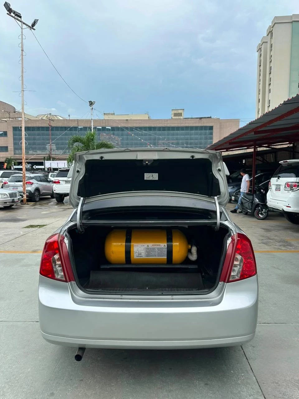 2012 Chevrolet Optra — foto 6