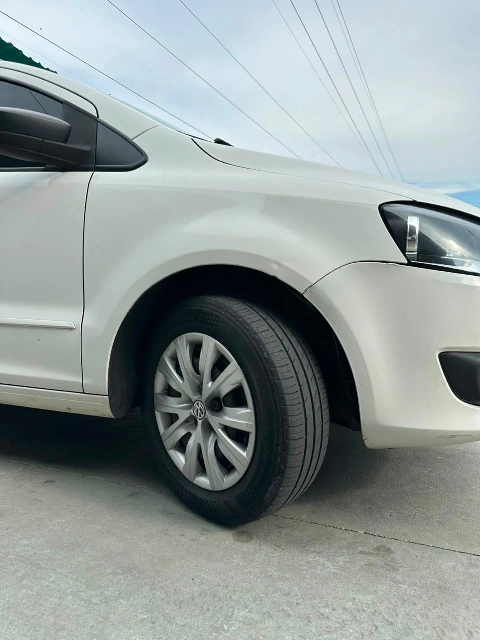 2013 Volkswagen Spacefox Sedan — foto 17