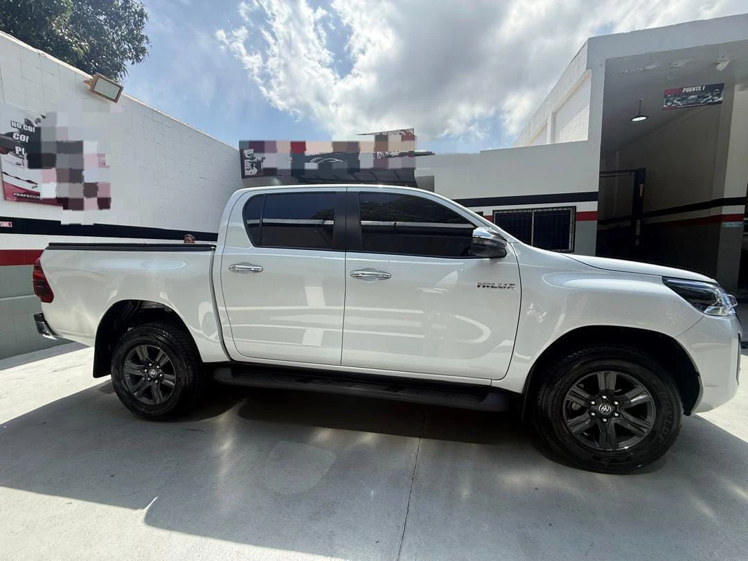 2024 Toyota Hilux 2.7 — foto 3