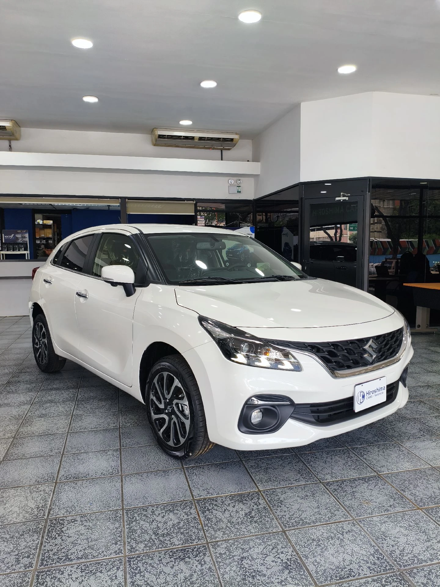 2026 Suzuki Baleno GLX — foto 2