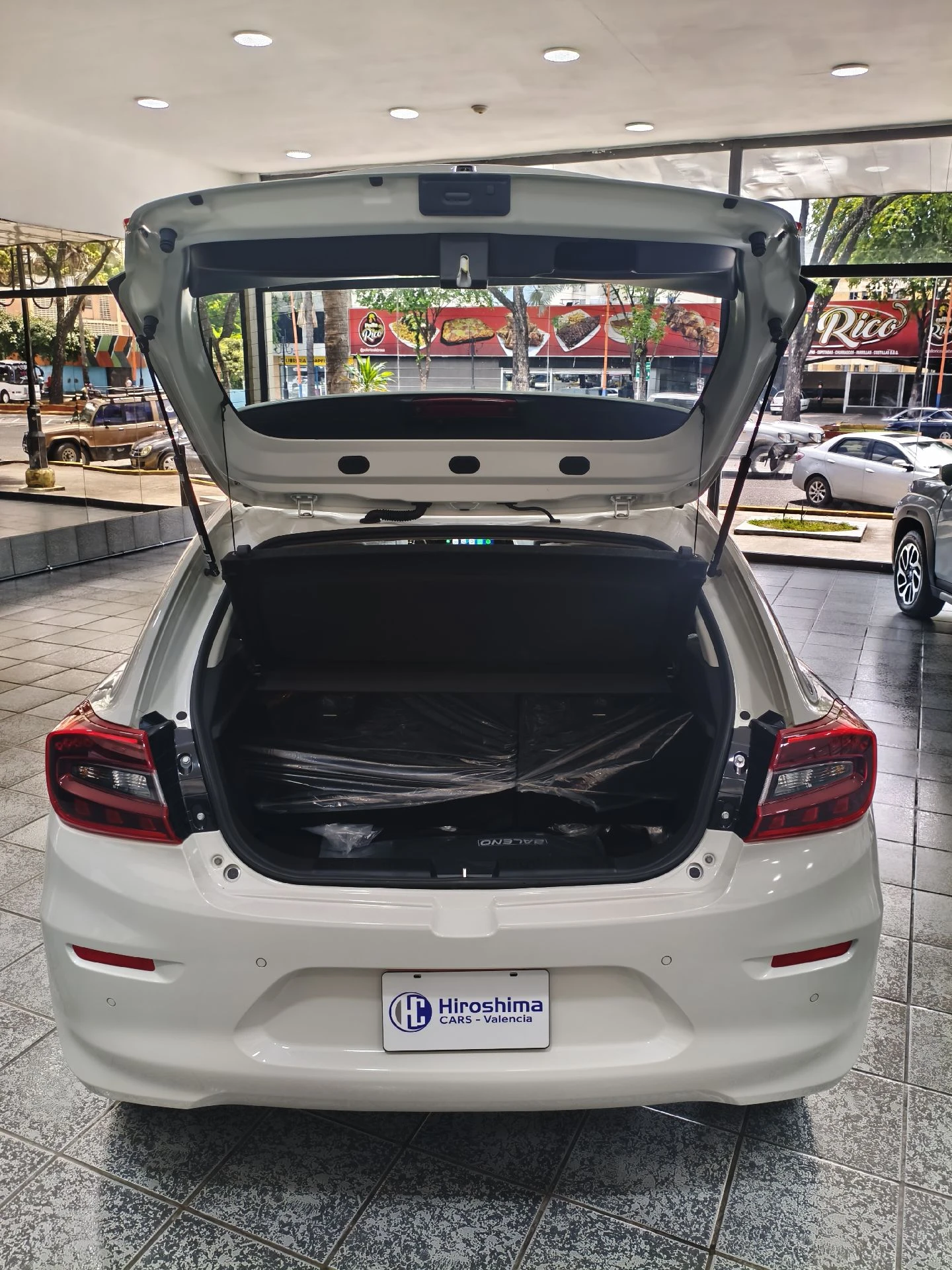 2026 Suzuki Baleno GLX — foto 12